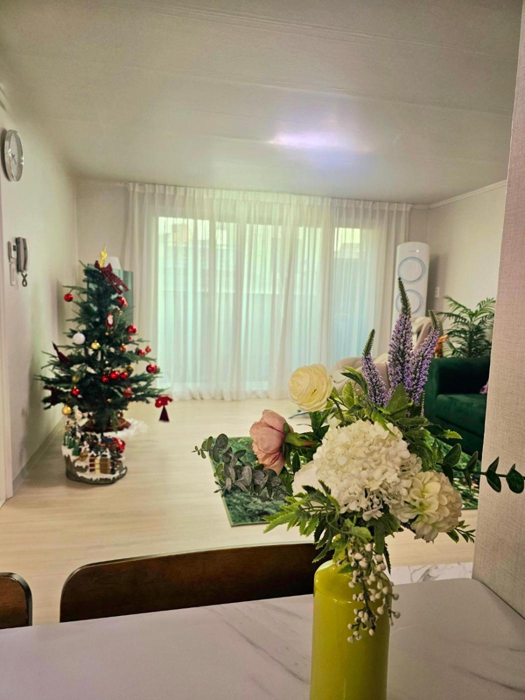 3bedroom house 5min walk from Gunja St view 3