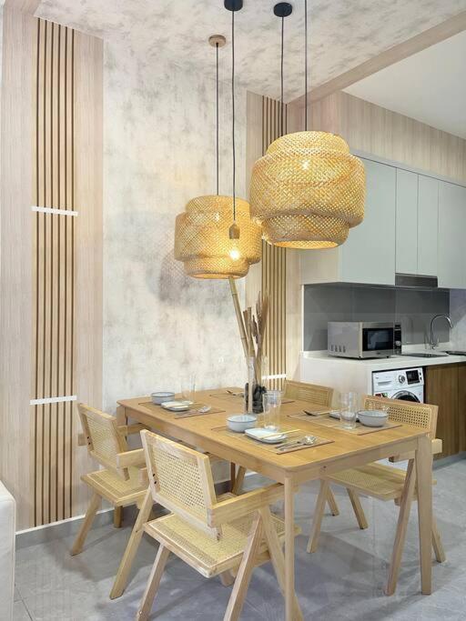 Boutique Style 2BR Agile Bukit Bintang by RumaBnB