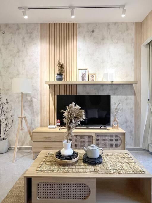 Boutique Style 2BR Agile Bukit Bintang by RumaBnB