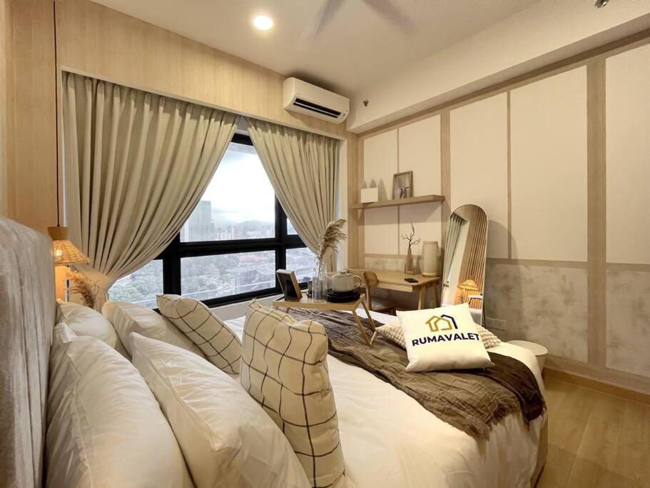 Boutique Style 2BR Agile Bukit Bintang by RumaBnB