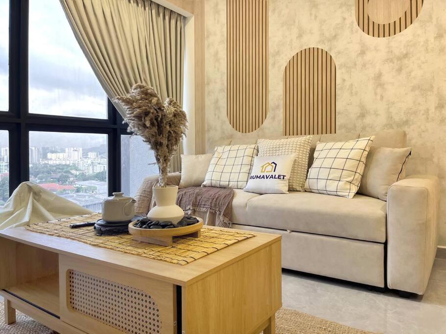 Boutique Style 2BR Agile Bukit Bintang by RumaBnB