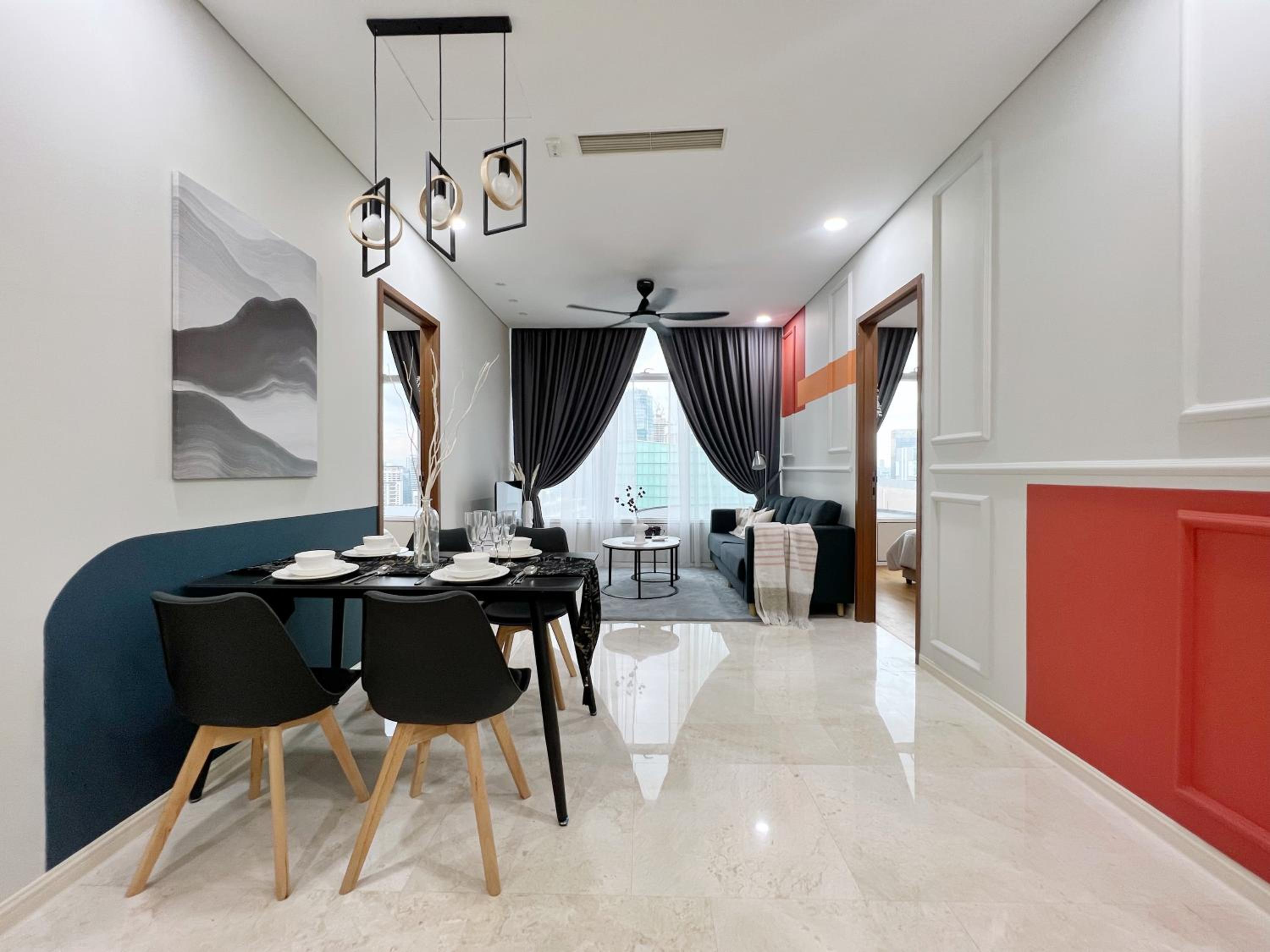 Sky Suites Central 2BR Suite KLCC View