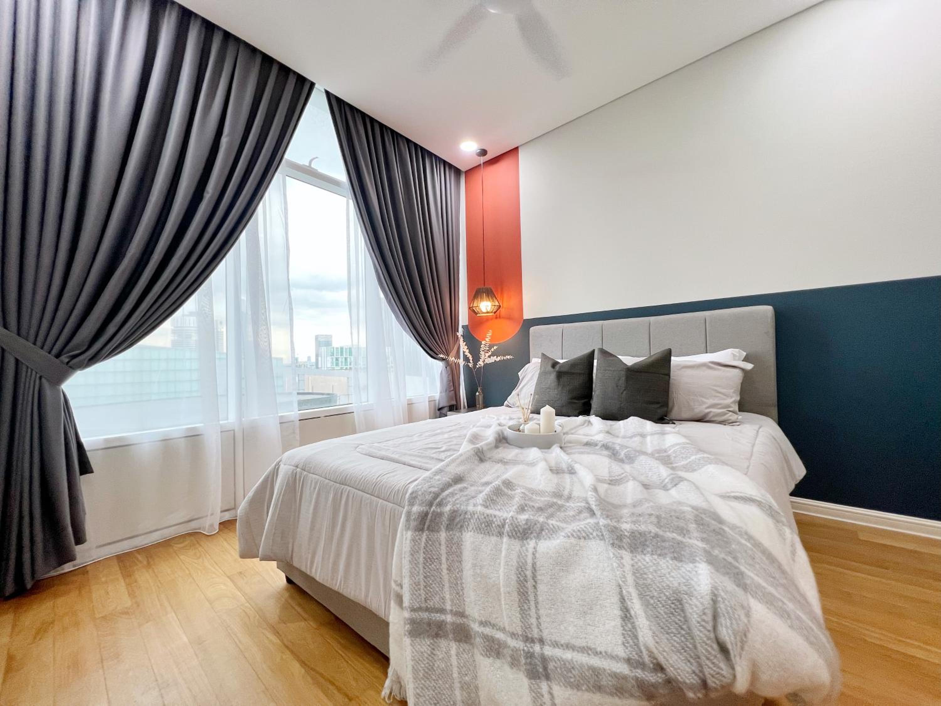 Sky Suites Central 2BR Suite KLCC View