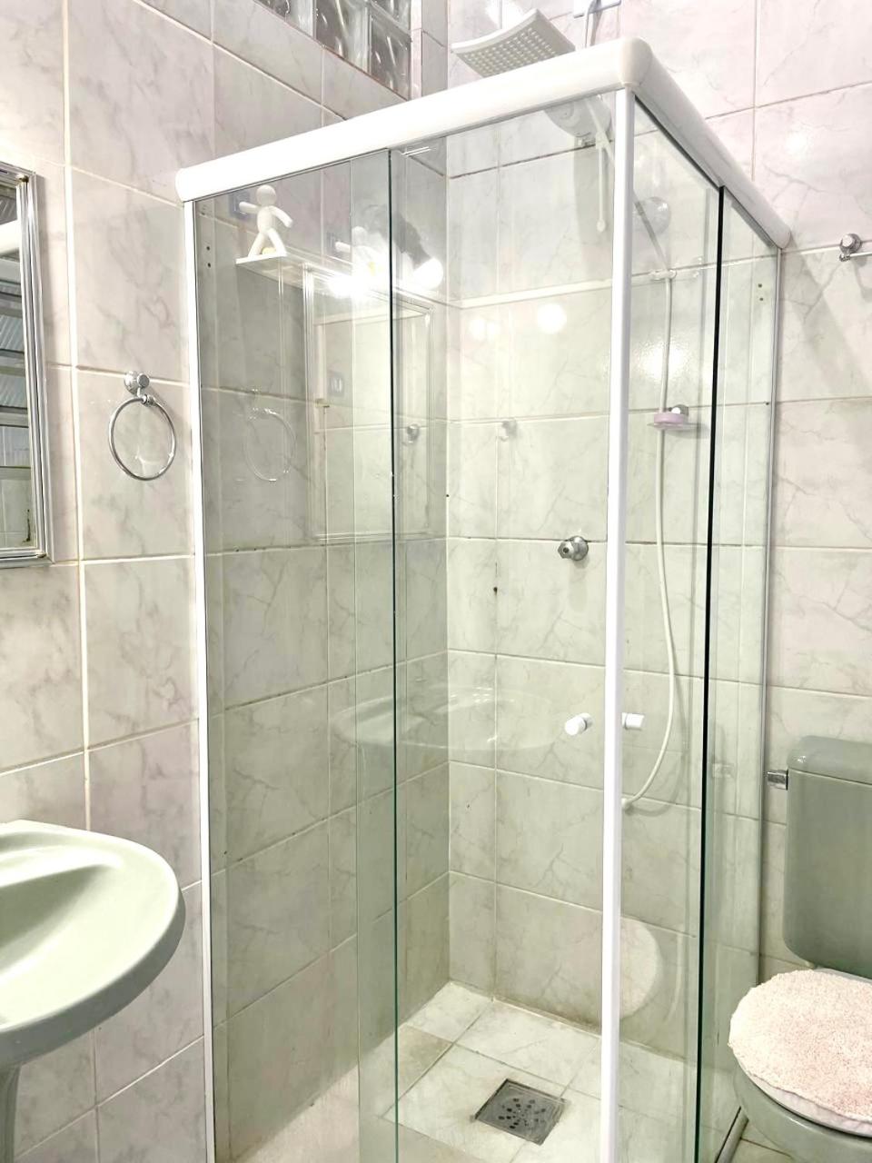 Apartamento com varanda em Santos