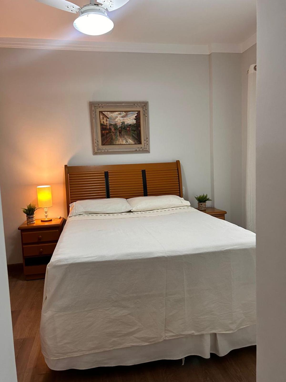 Flat Pitangueira com Piscina-Capitânia Varan