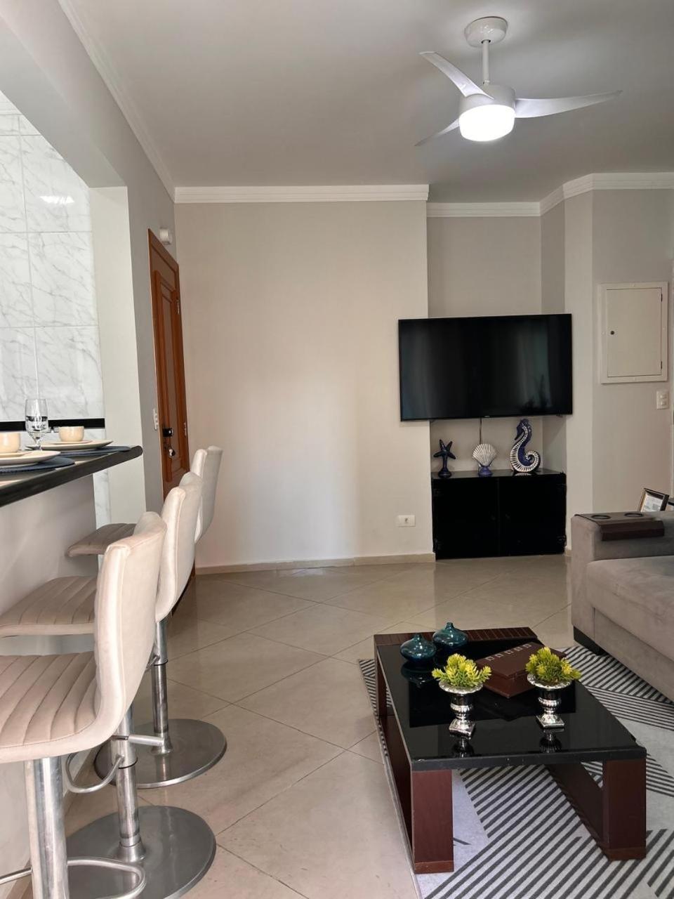 Flat Pitangueira com Piscina-Capitânia Varan