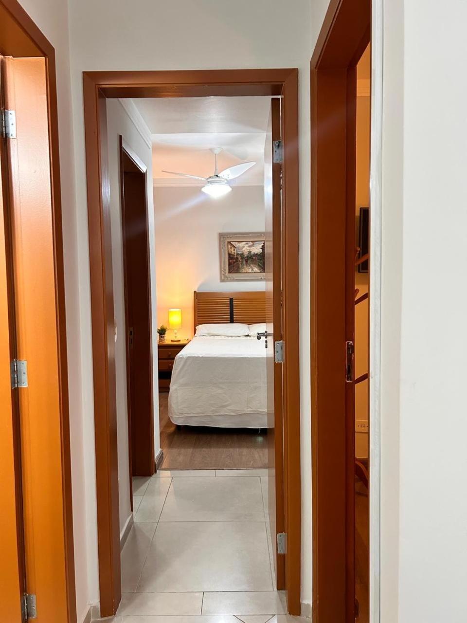 Flat Pitangueira com Piscina-Capitânia Varan