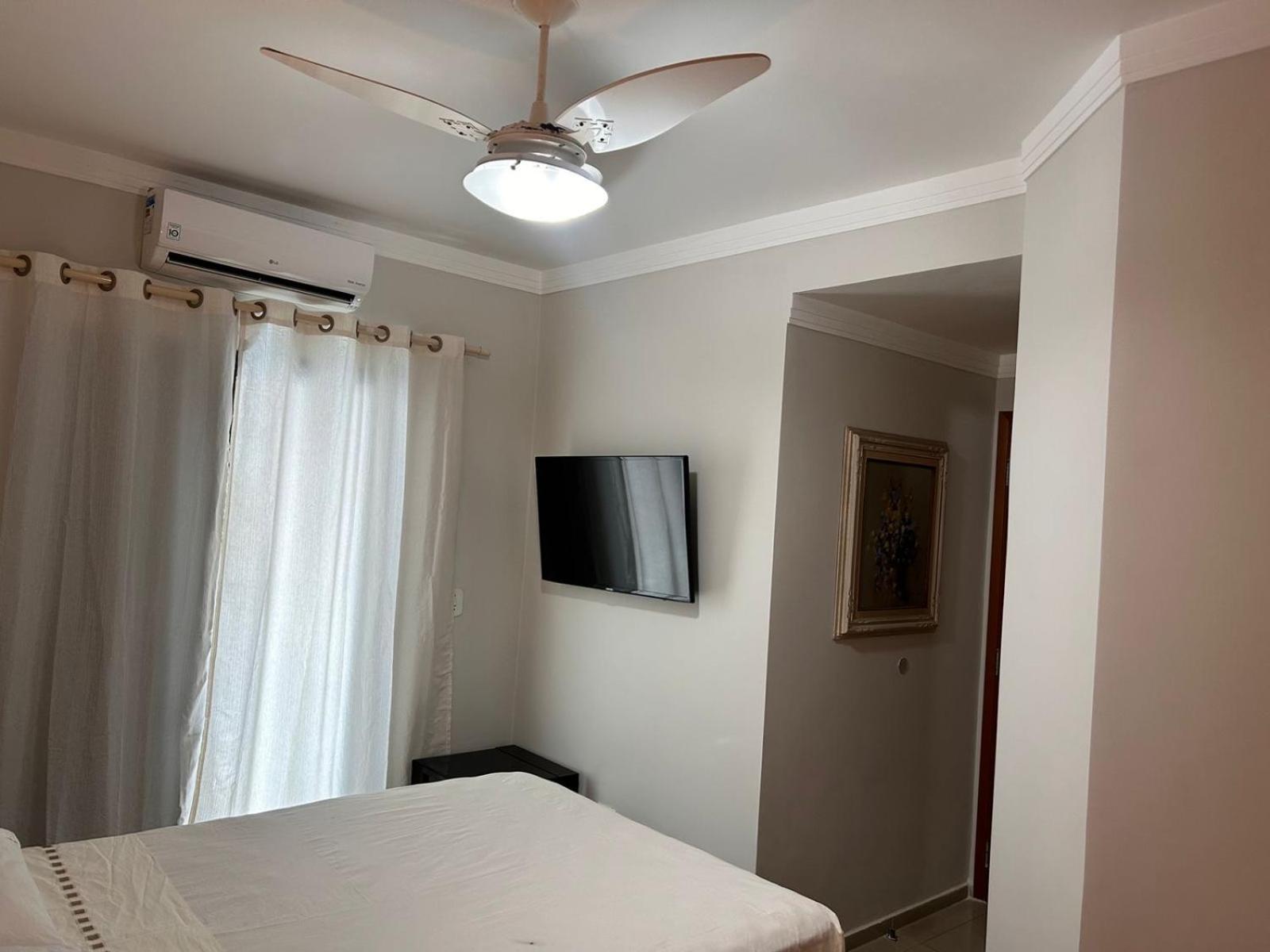 Flat Pitangueira com Piscina-Capitânia Varan