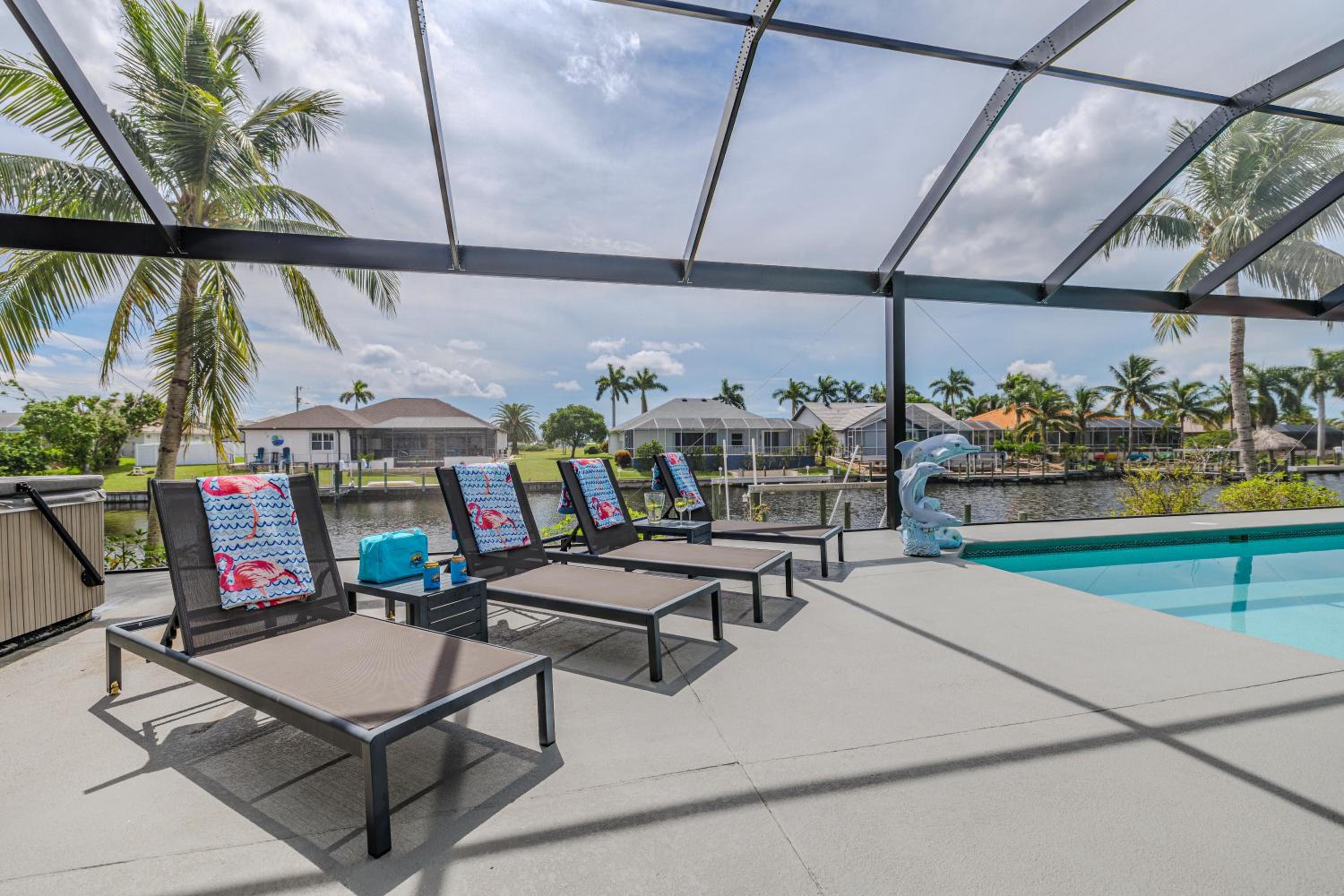Punta Gorda Vacations - Casa Blanca - Property Image 1