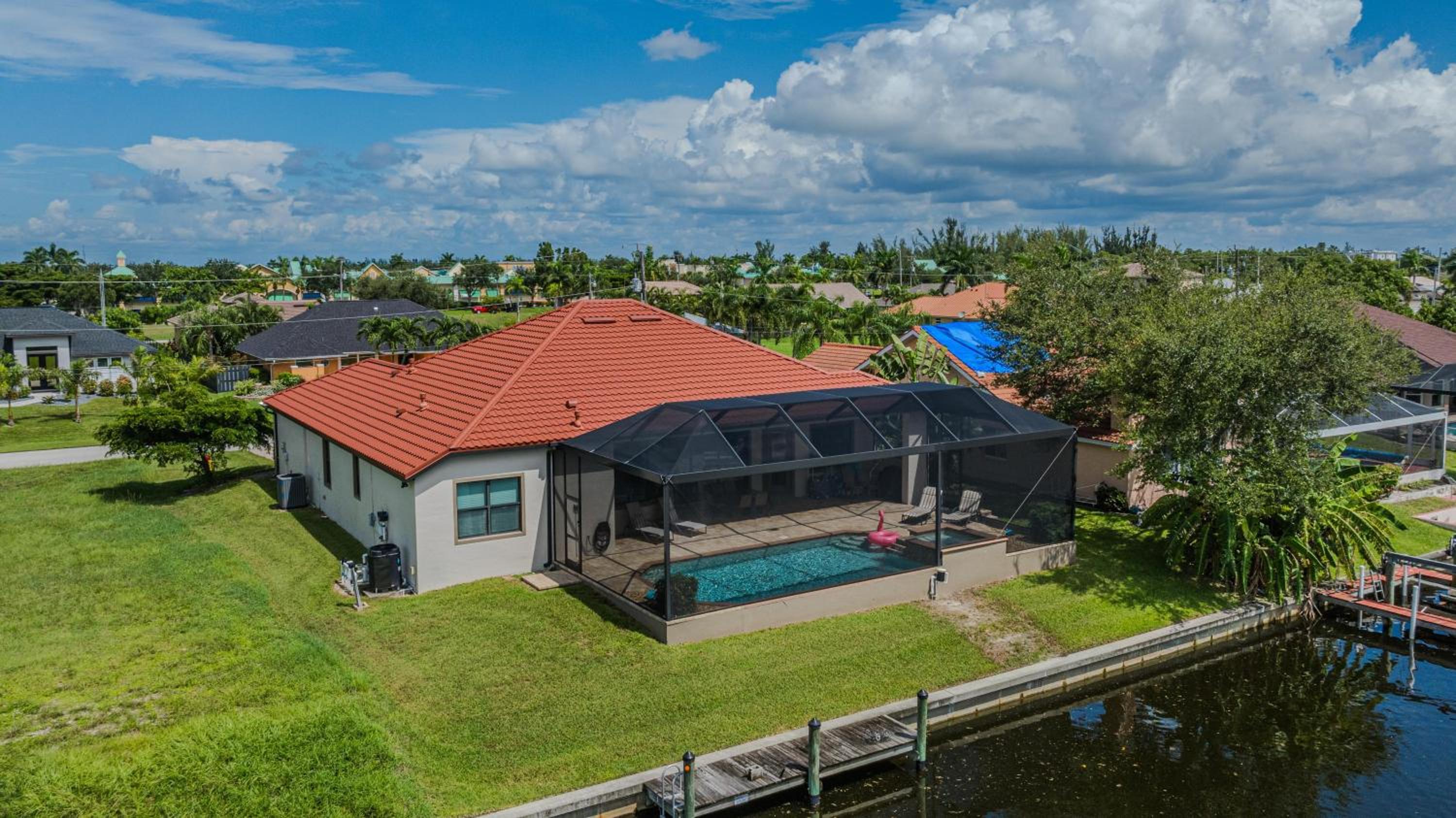 Casa La Raya - Property Image 1