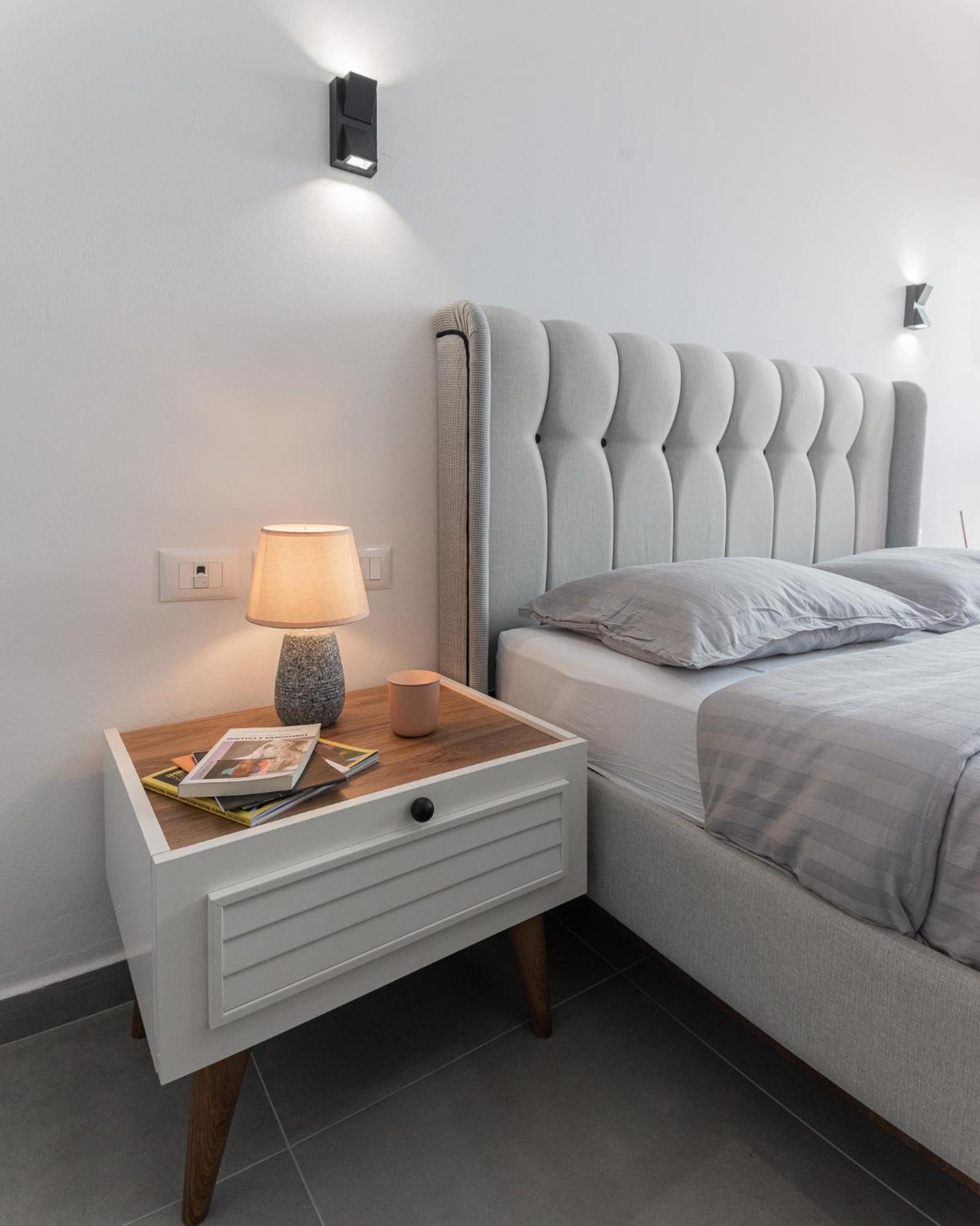 Akira Cozzy Apartments