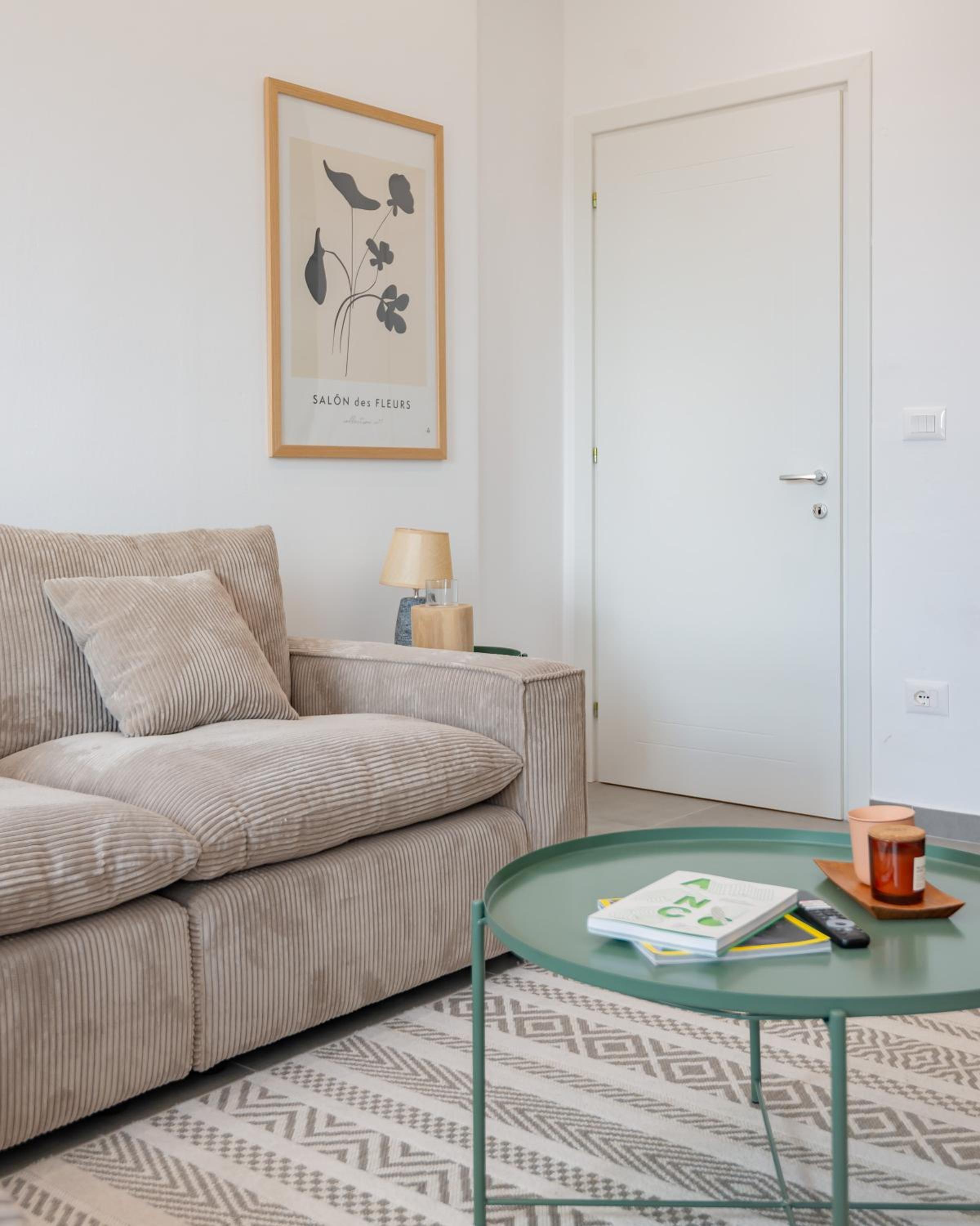 Akira Cozzy Apartments