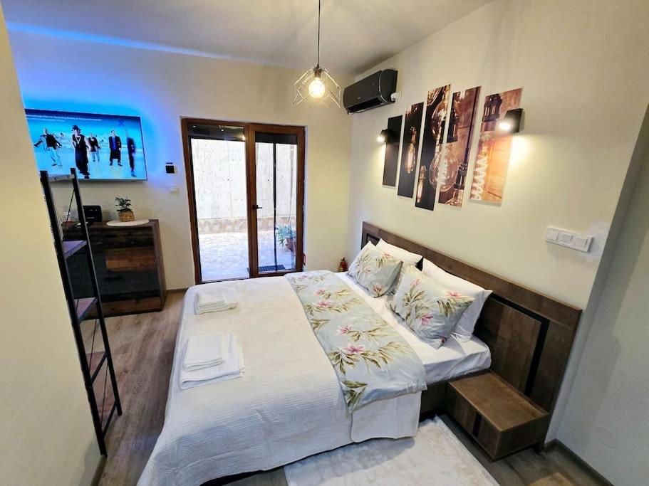 Apartment with veranda