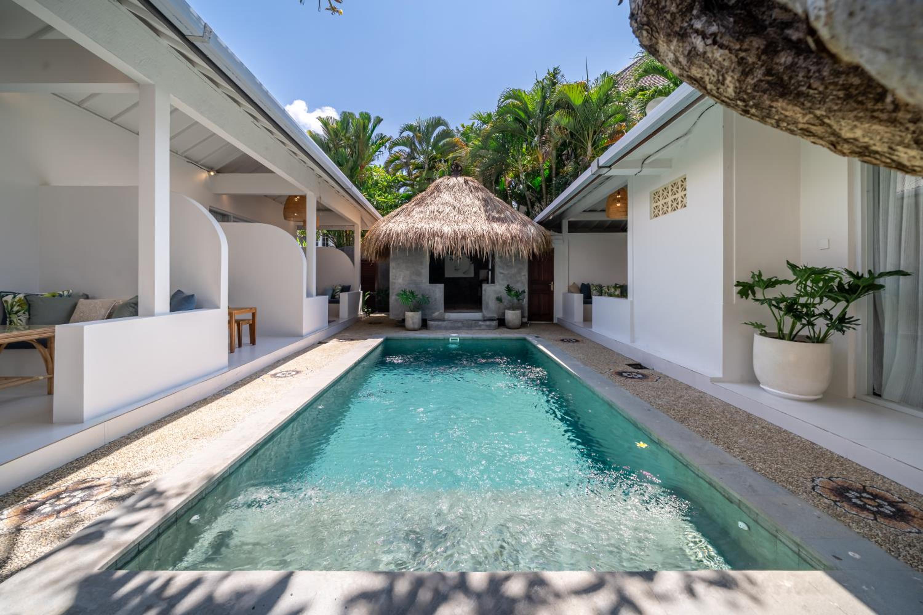 The Hepburn Seminyak ADULTS ONLY Chic Boutique Room with Pool 900m Walk to Beach