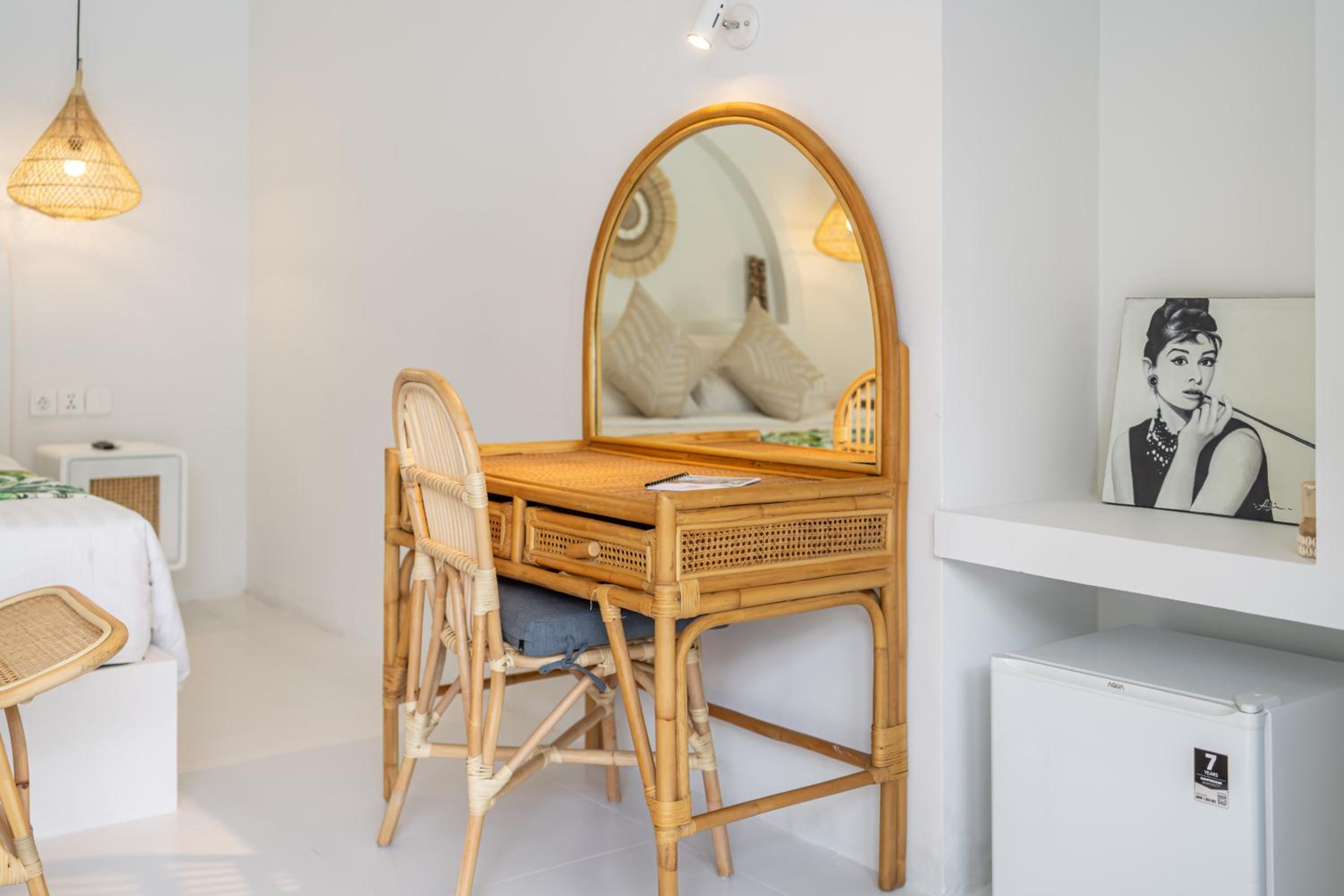 The Hepburn Seminyak ADULTS ONLY Chic Boutique Room with Pool 900m Walk to Beach
