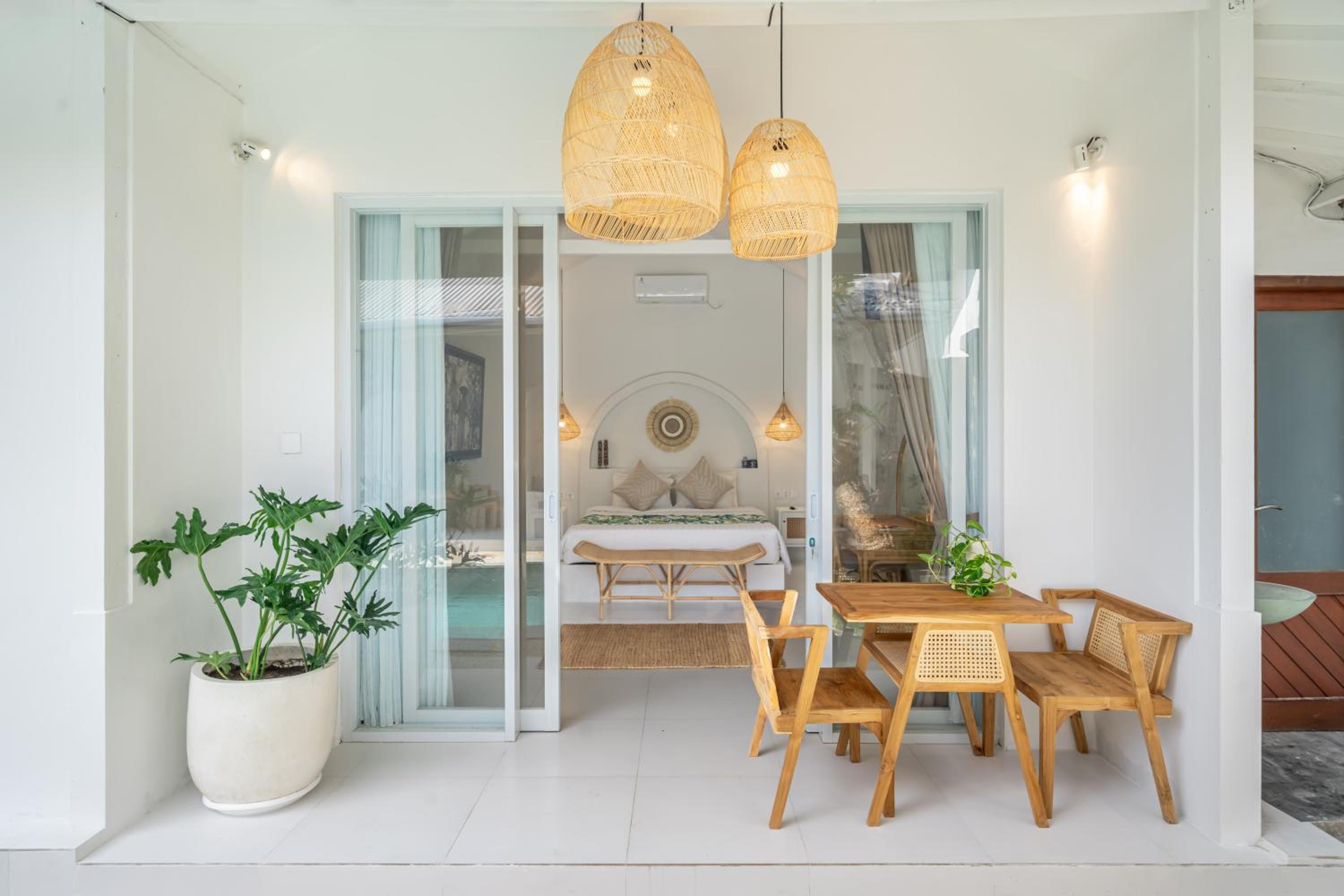 The Hepburn Seminyak ADULTS ONLY Chic Boutique Room with Pool 900m Walk to Beach