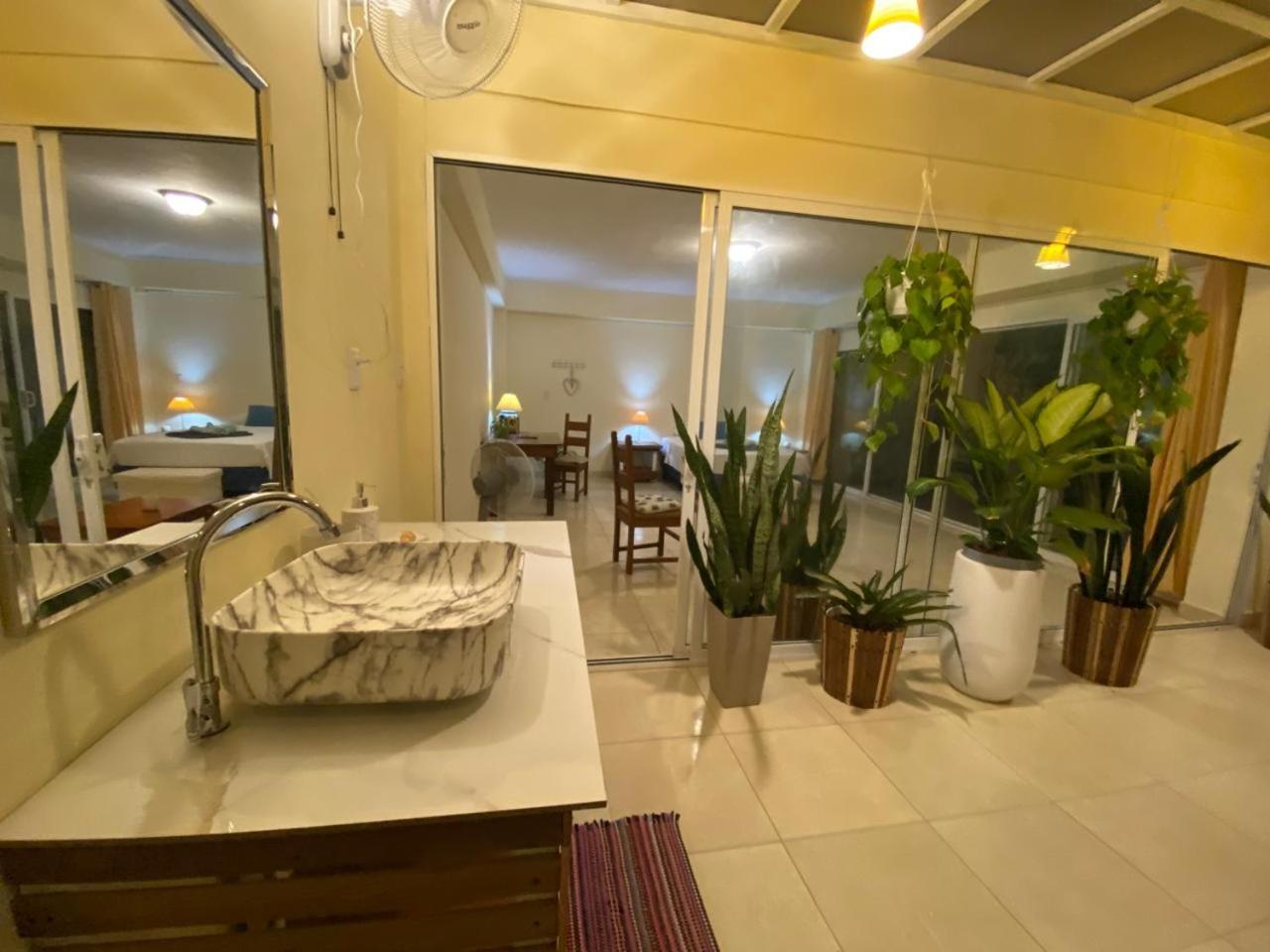 Pura Vida Boutique Apartments