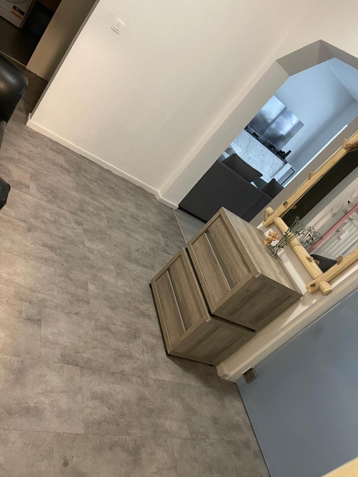 ApartChazal