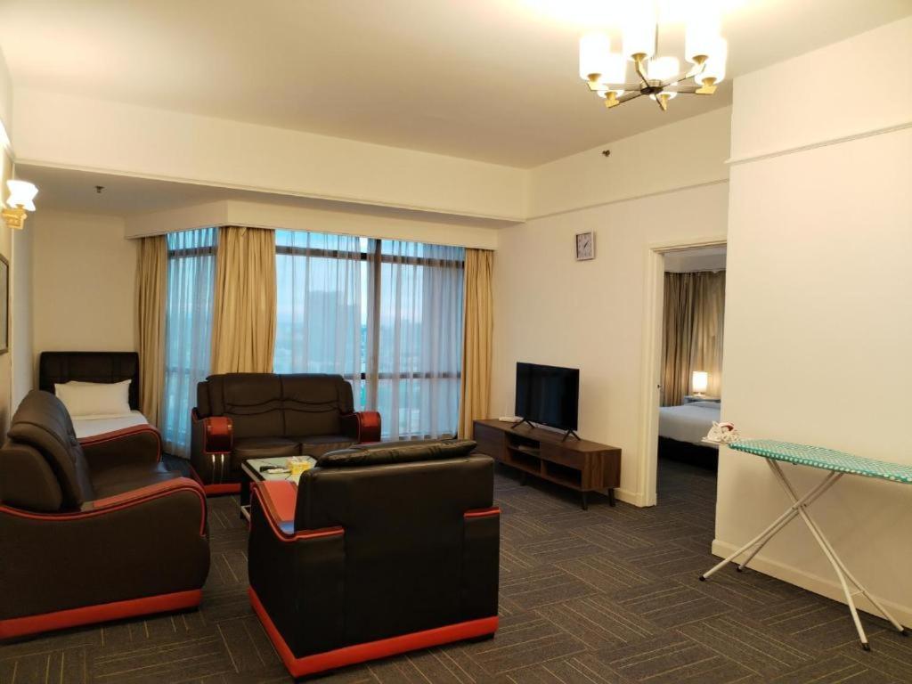 Nice World Service Suite at Times Square Kula Lumpur