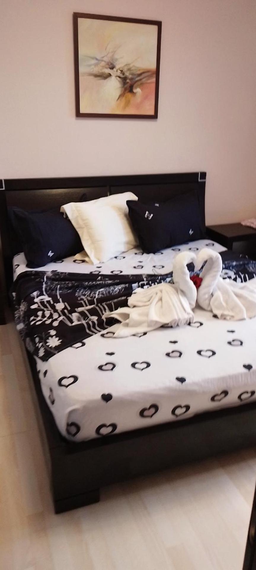 Bora Home Albania me vetshërbim 24 orë pranë Liqenit