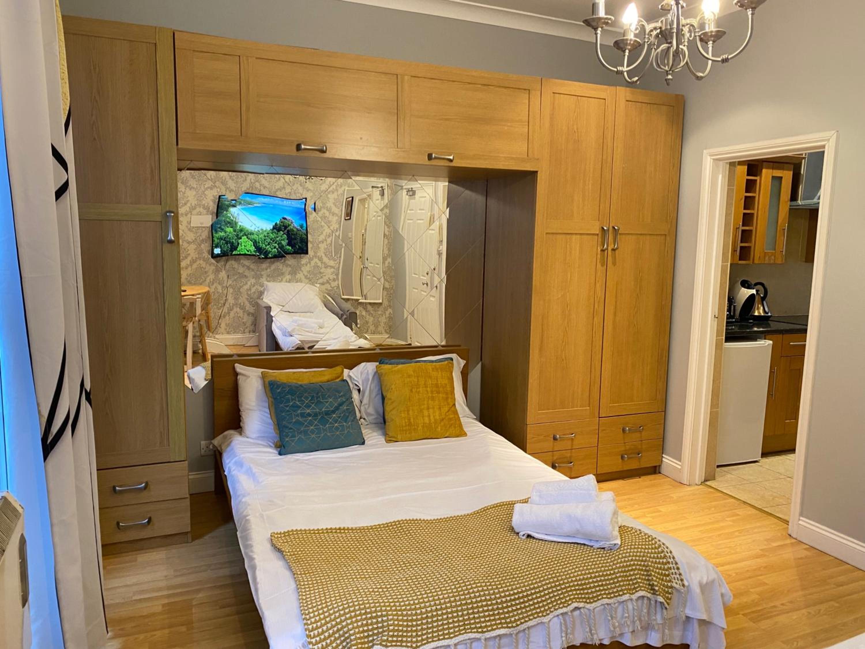 Beautiful studio Apartment in central London photo 2