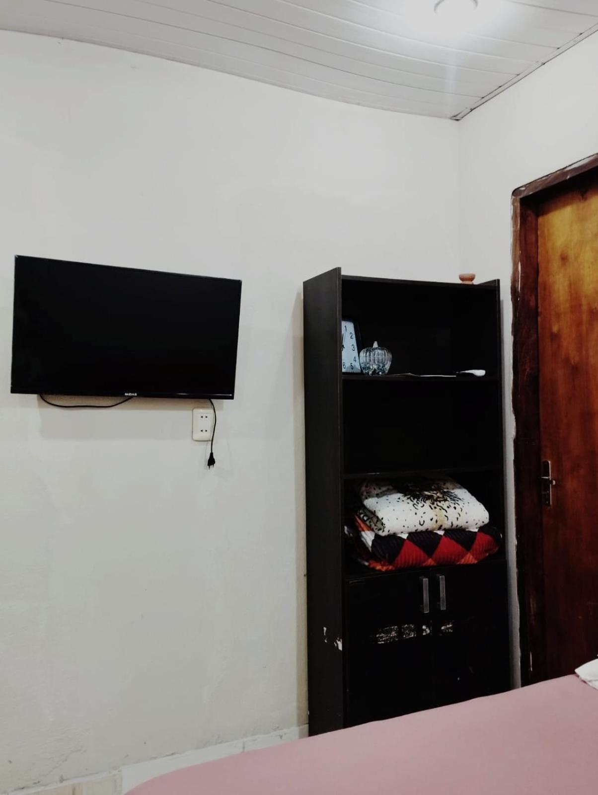 Mi Hábitat Dormitorios con Sala Cocina Comedor y Quincho