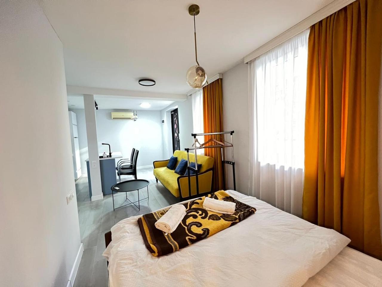 Apartment Fumfula