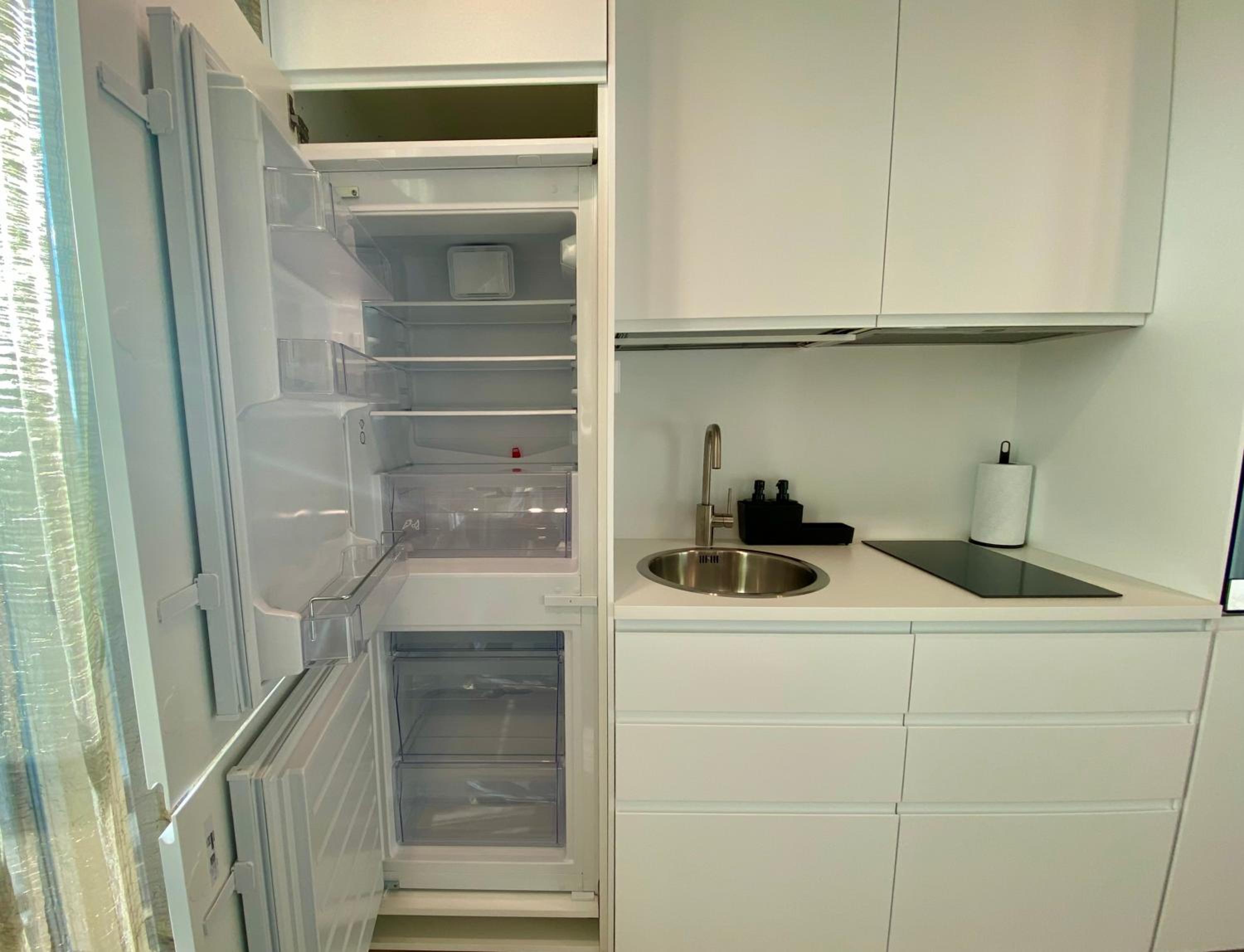 Vektor Premium Apartment with Rooftop Garden & Free Parking