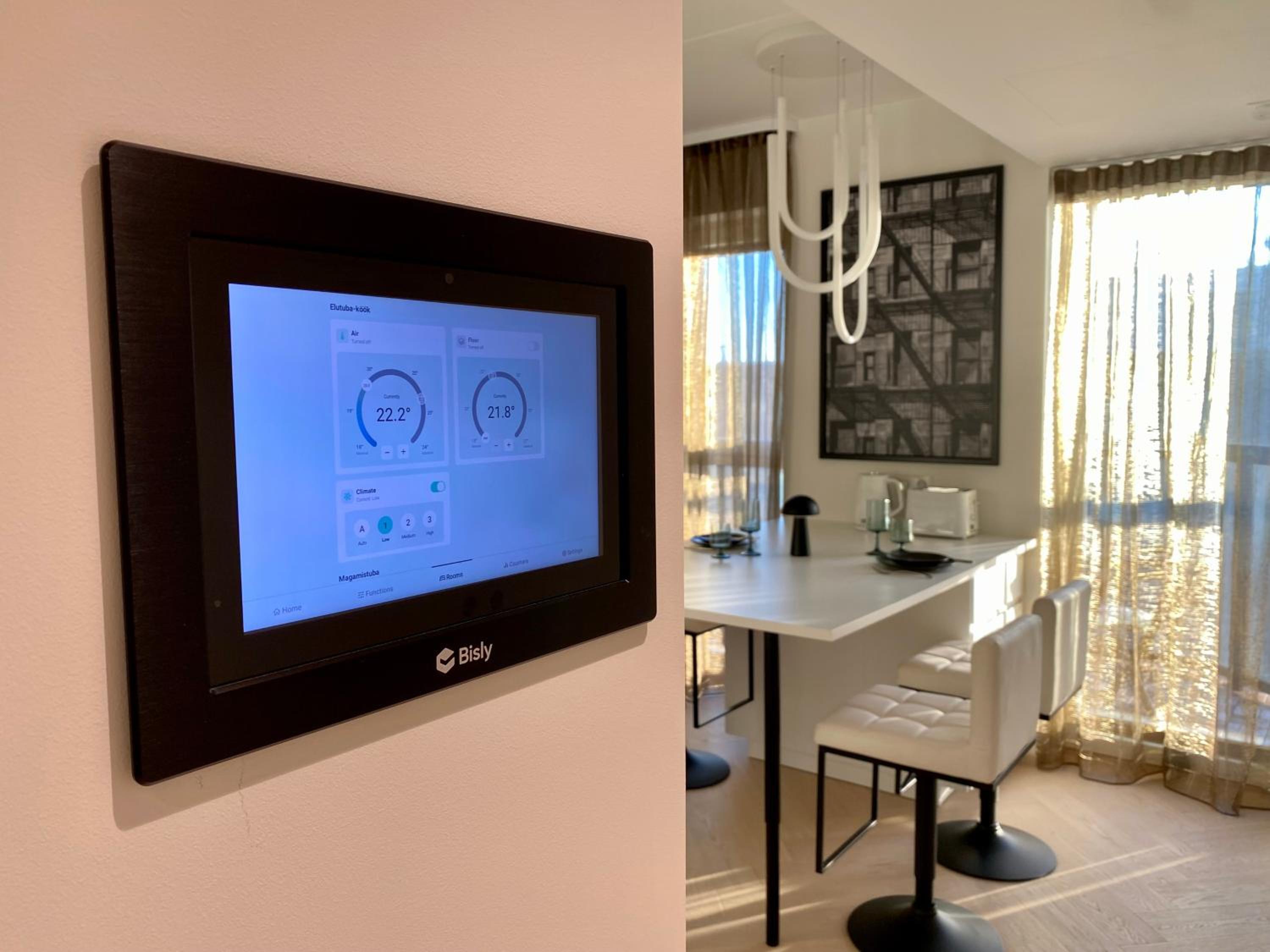 Vektor Premium Apartment with Rooftop Garden & Free Parking