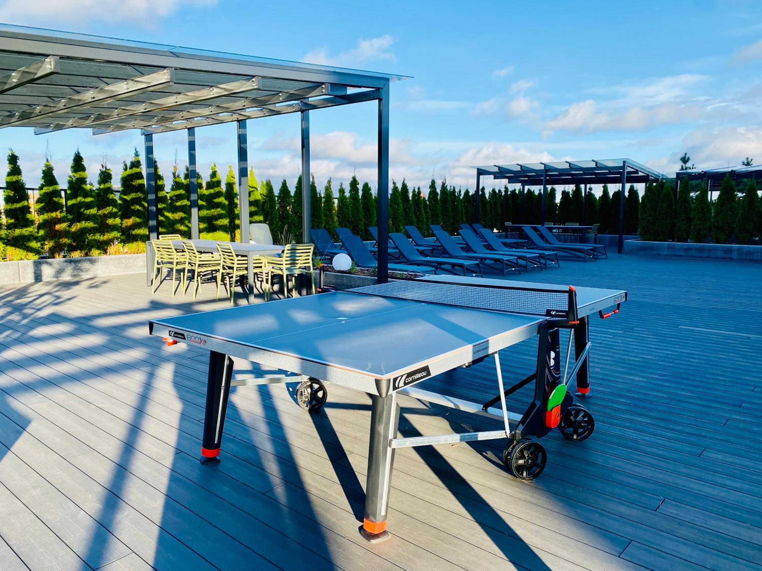 Vektor Premium Apartment with Rooftop Garden & Free Parking
