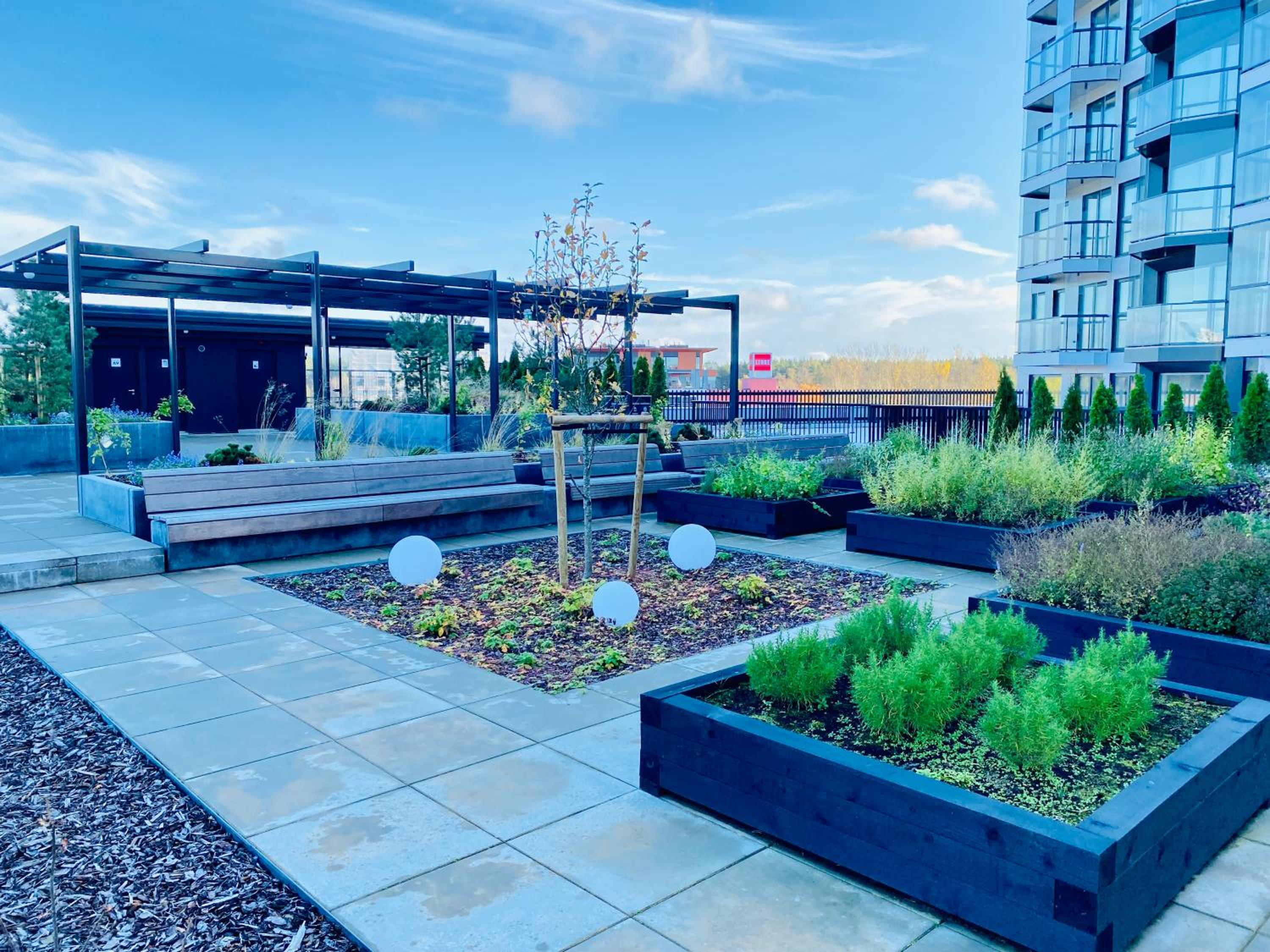 Vektor Premium Apartment with Rooftop Garden & Free Parking
