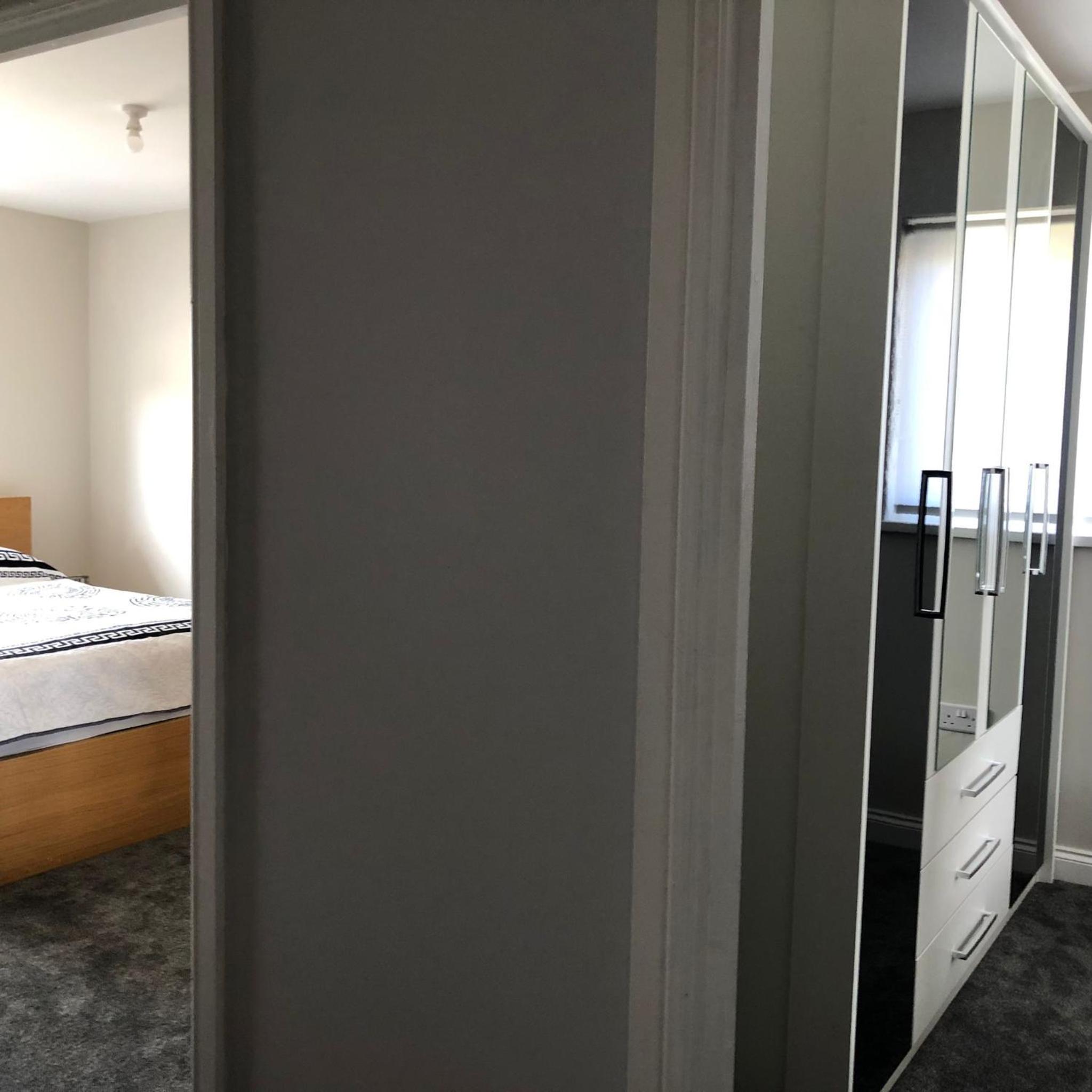 Cozy House with Free Parking & WiFi near Maryland Station view 3