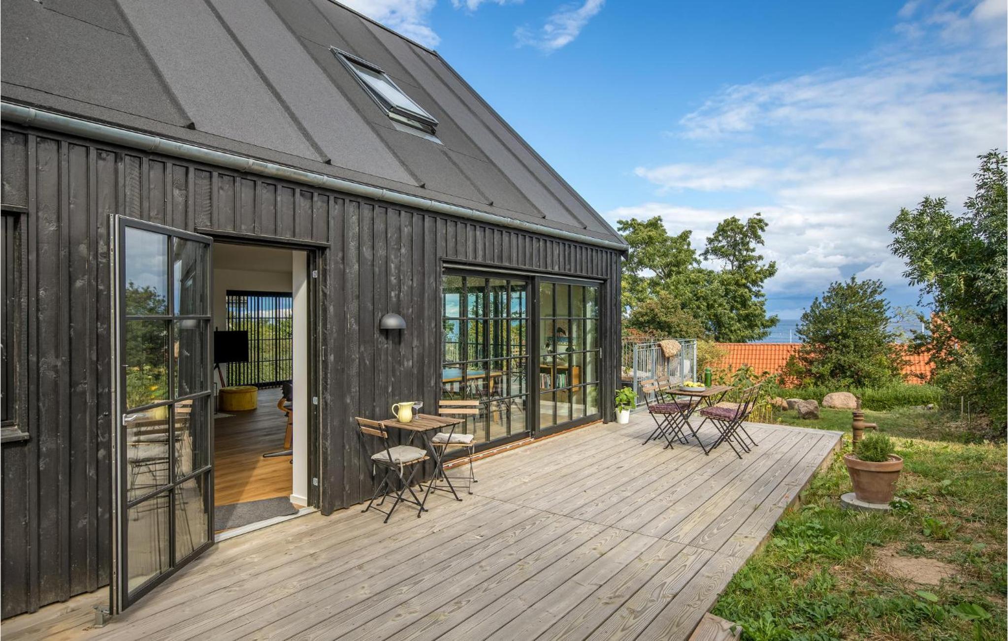 Awesome Home In Svaneke With Kitchen