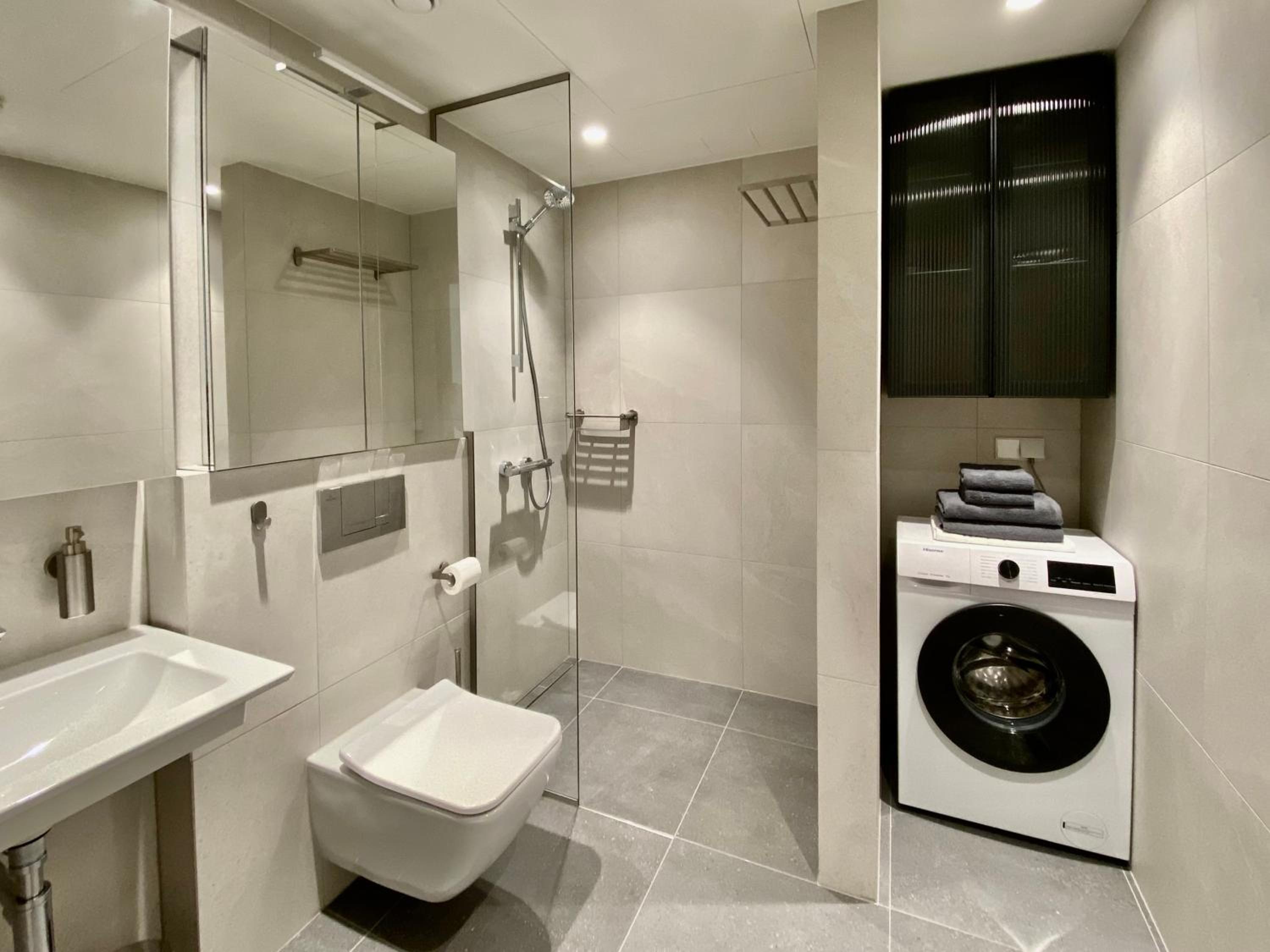 Vektor Premium Apartment with Rooftop Garden & Free Parking