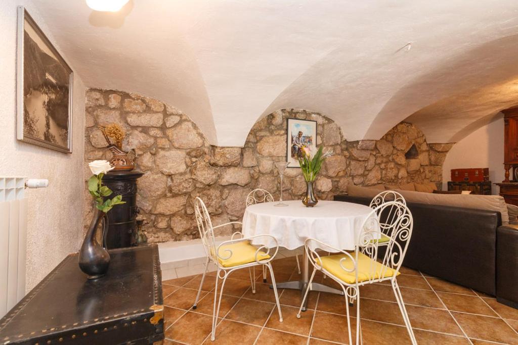 Ruralhouse Ana