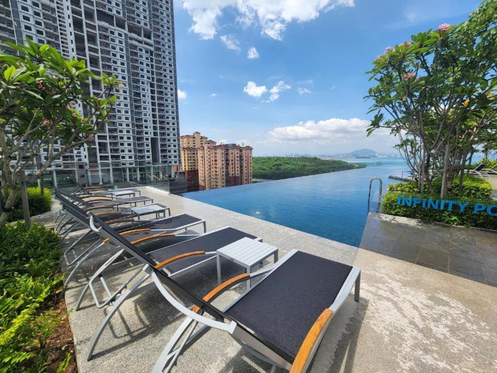 Urban Suites Skyline Georgetown Penang - Sea View & Georgetown View - Exclusive Stay photo 5