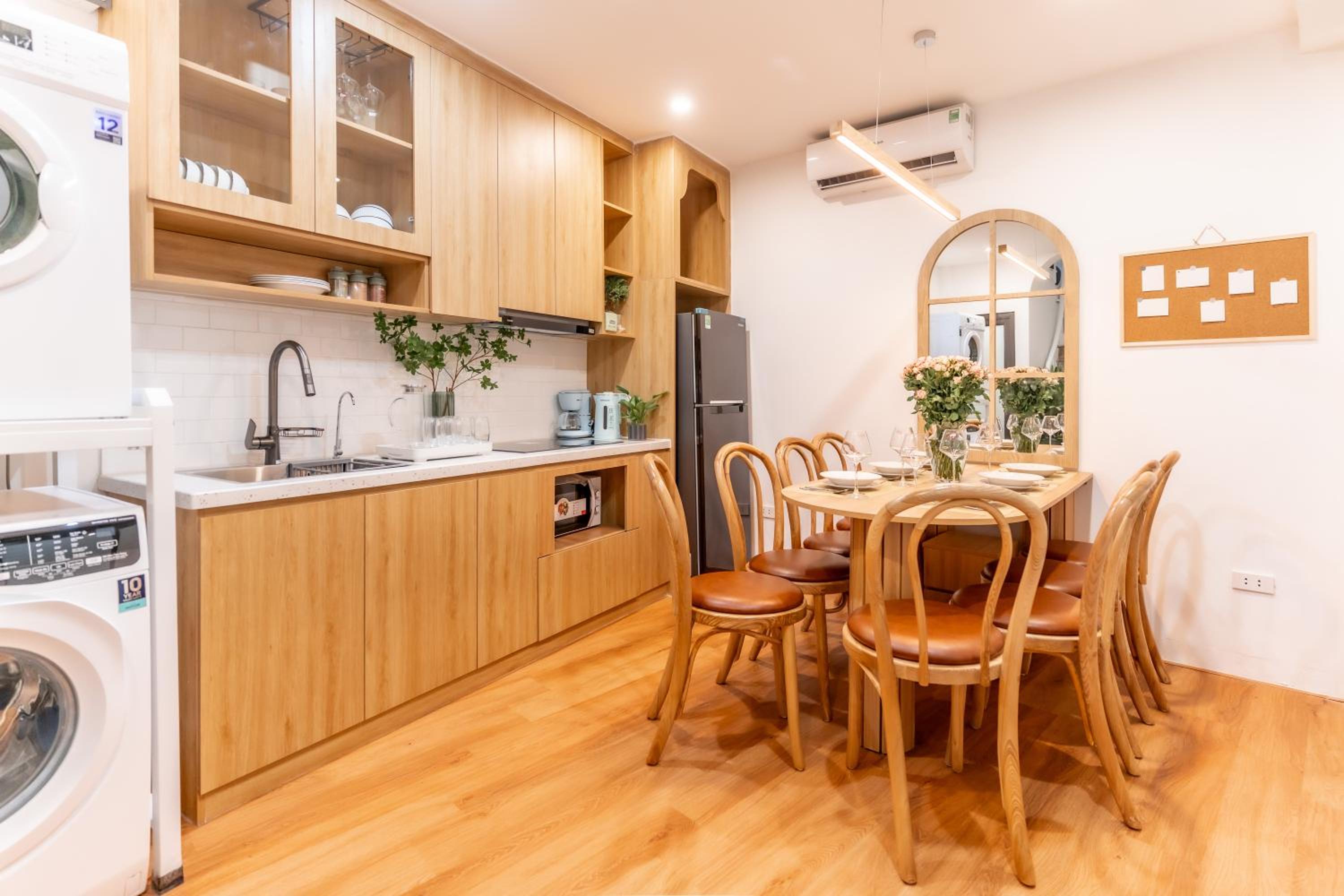 Minimal 4private bedrooms FREE washer&dryer Urban quarter Hanoi Stair only