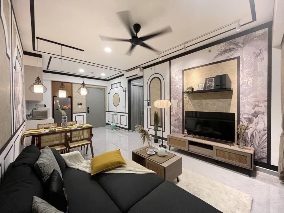 Modern Art 2BR Agile Bukit Bintang by RumaBnB
