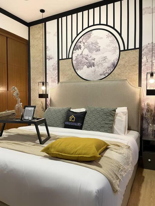 Modern Art 2BR Agile Bukit Bintang by RumaBnB