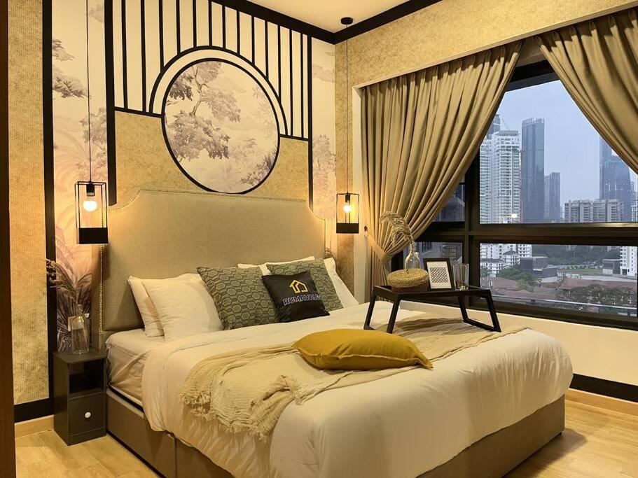 Modern Art 2BR Agile Bukit Bintang by RumaBnB