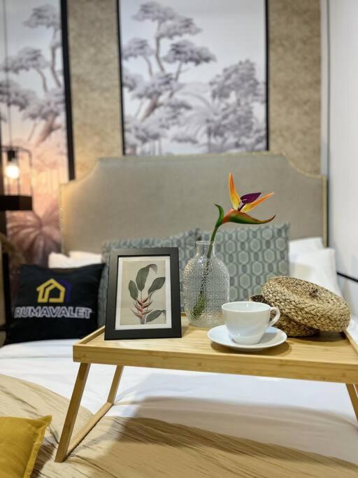 Modern Art 2BR Agile Bukit Bintang by RumaBnB