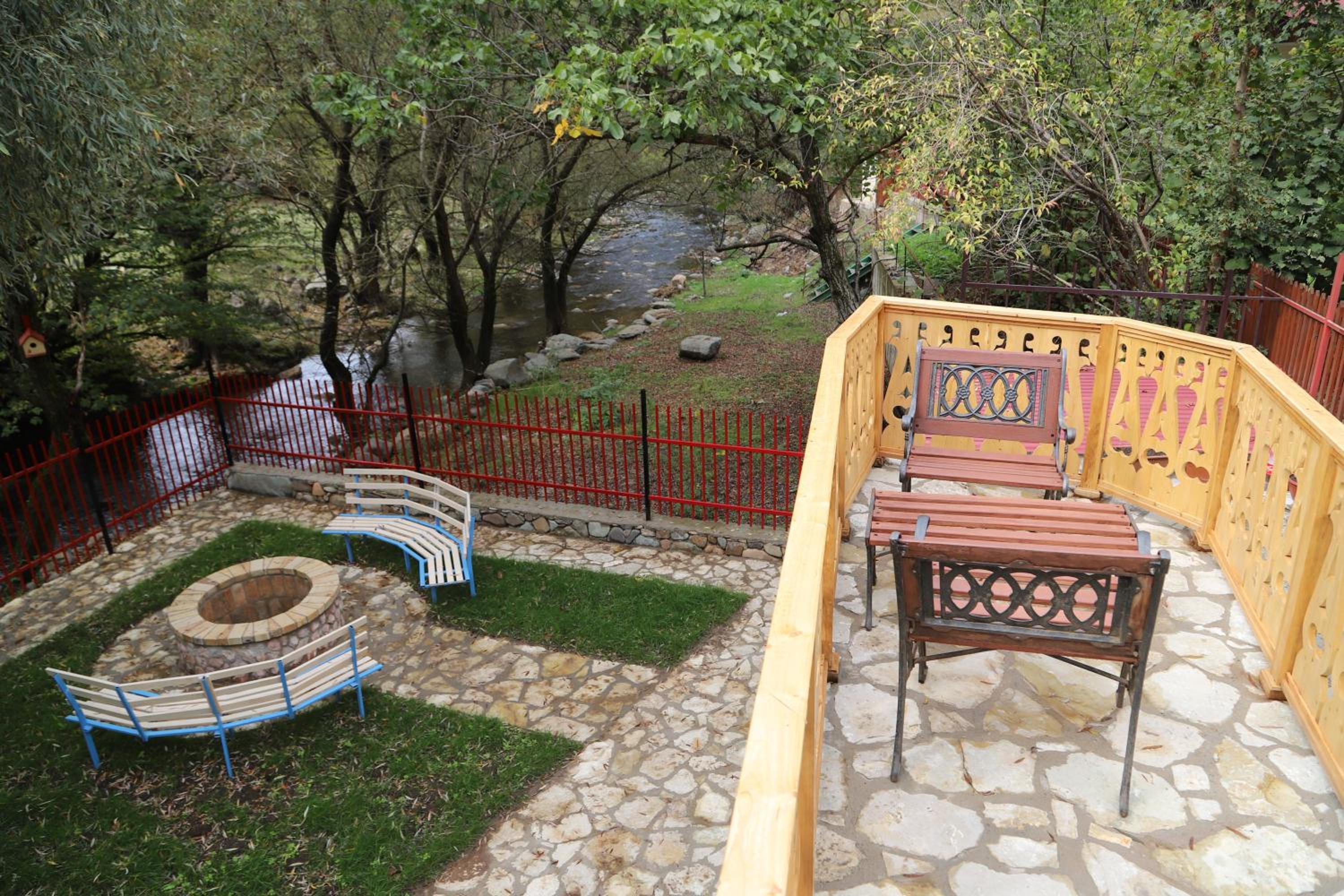 Meghu Guest House