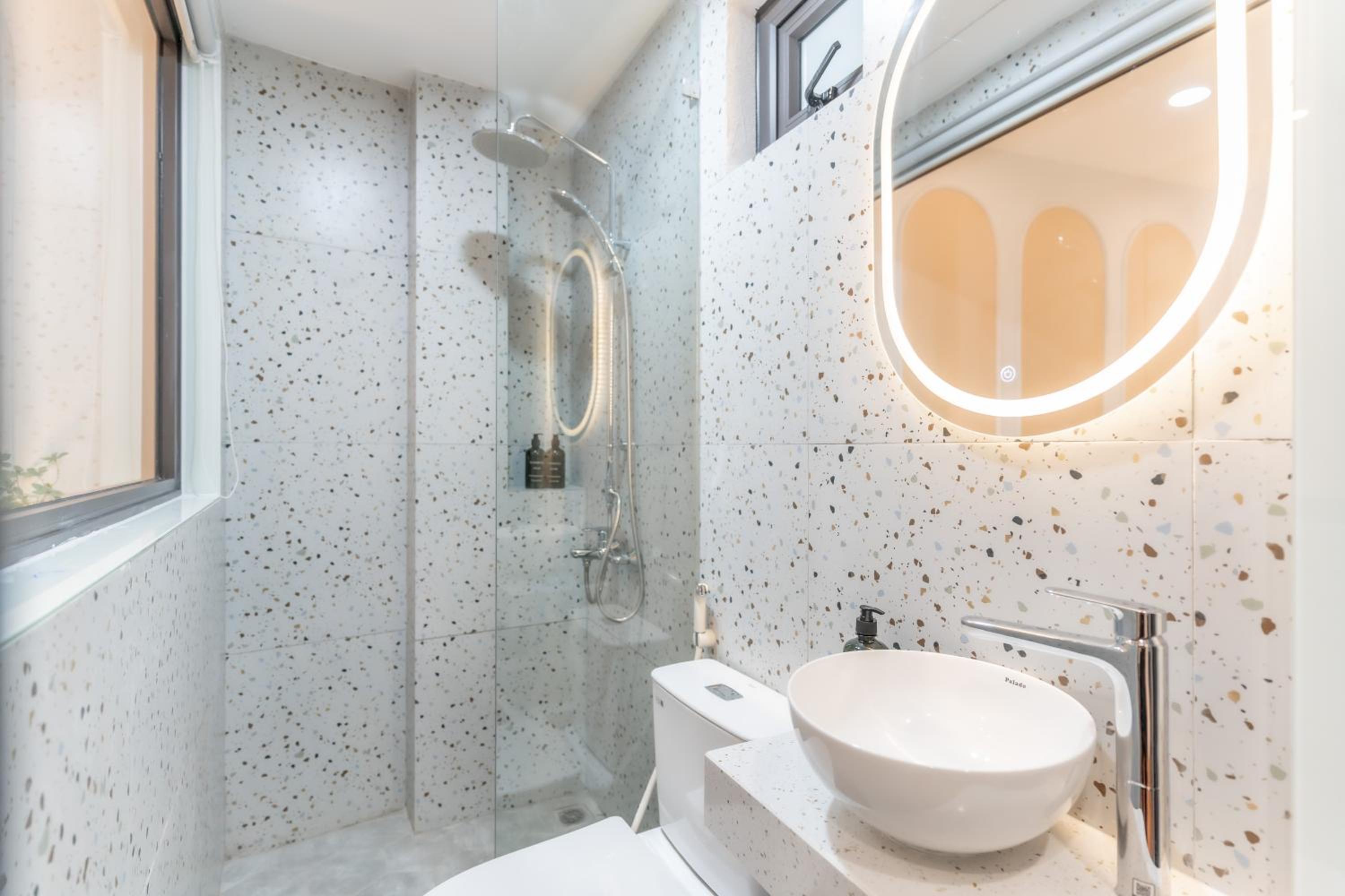 Minimal 4private bedrooms FREE washer&dryer Urban quarter Hanoi Stair only