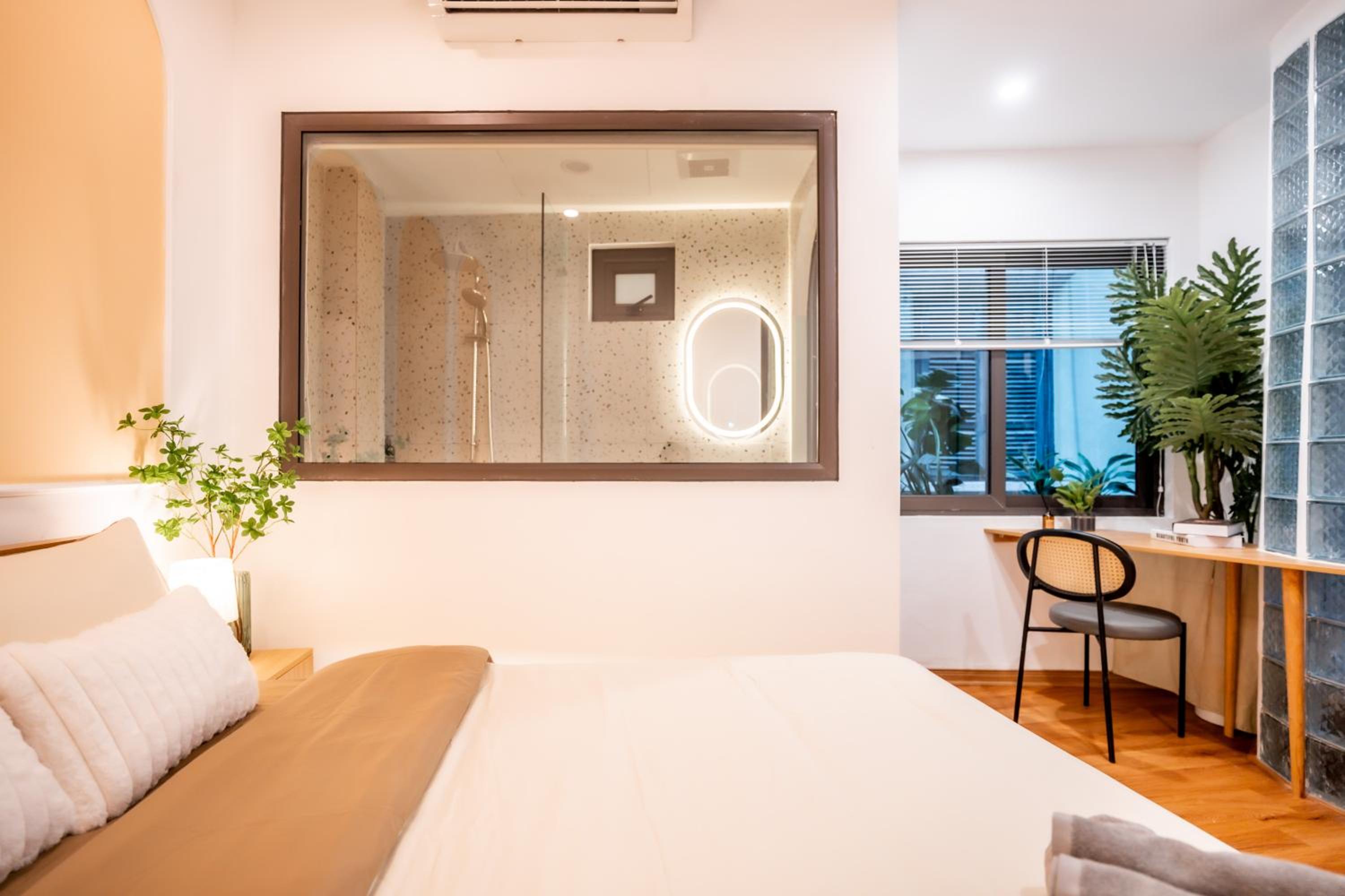 Minimal 4private bedrooms FREE washer&dryer Urban quarter Hanoi Stair only