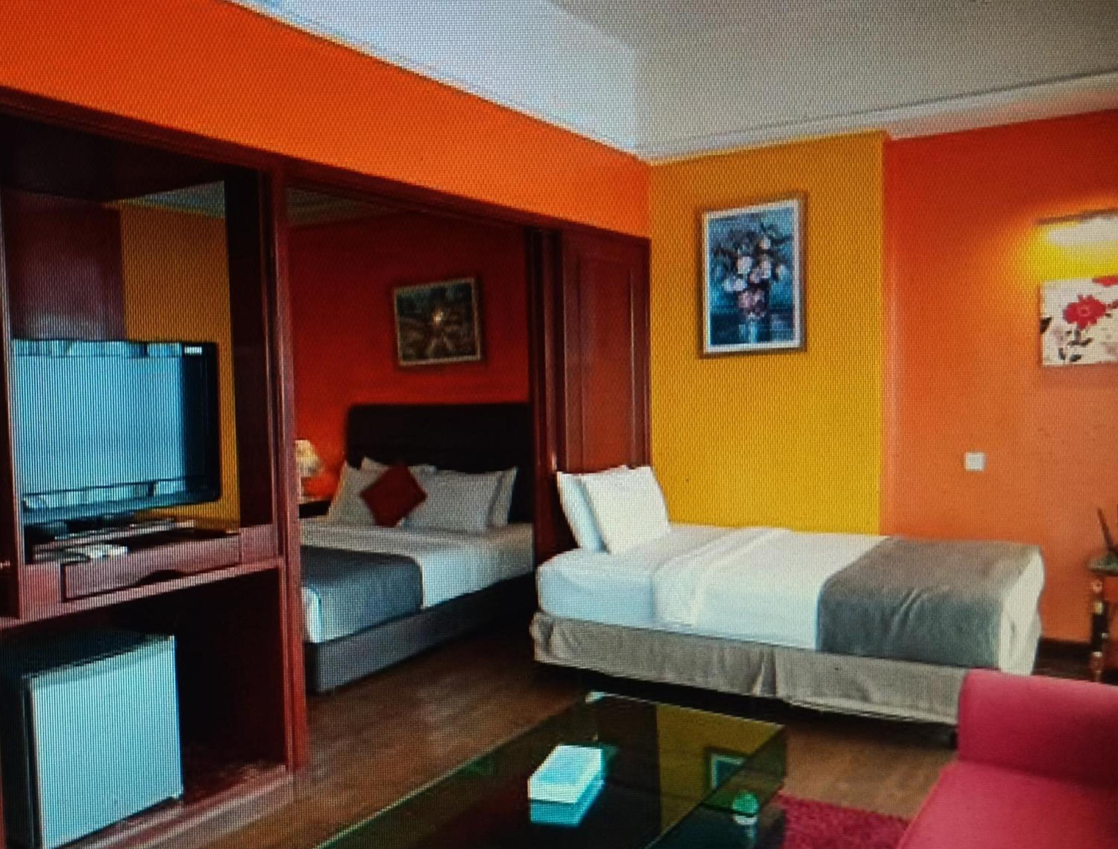 Nice World Service Suite at Times Square Kula Lumpur