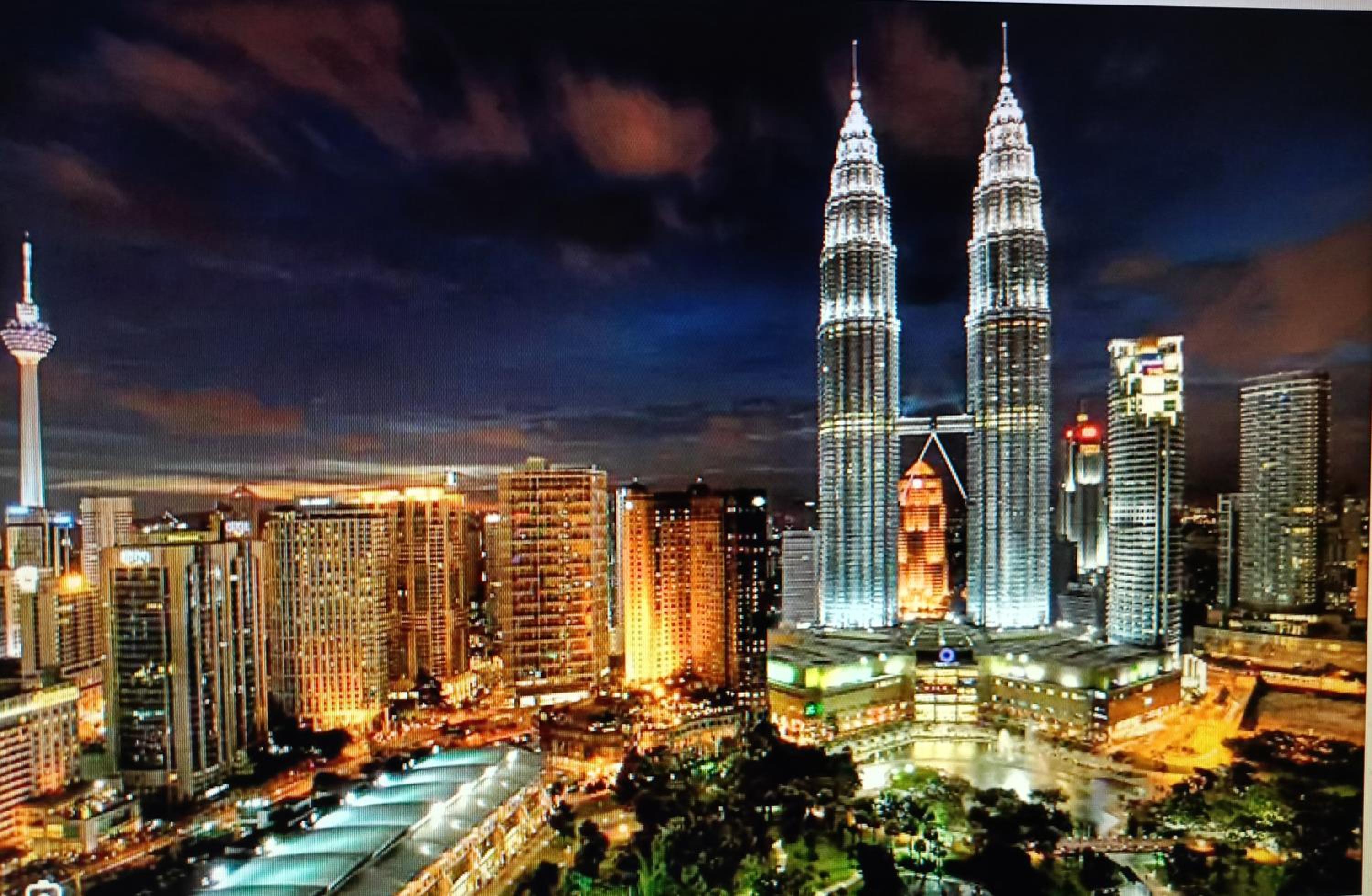 Nice World Service Suite at Times Square Kula Lumpur