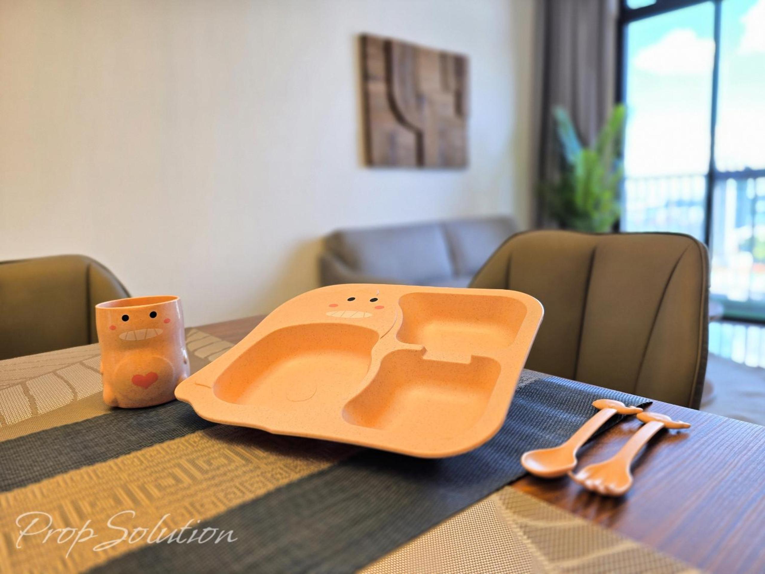 Cozy Central City 4BR Suite near JB CIQ 12Pax
