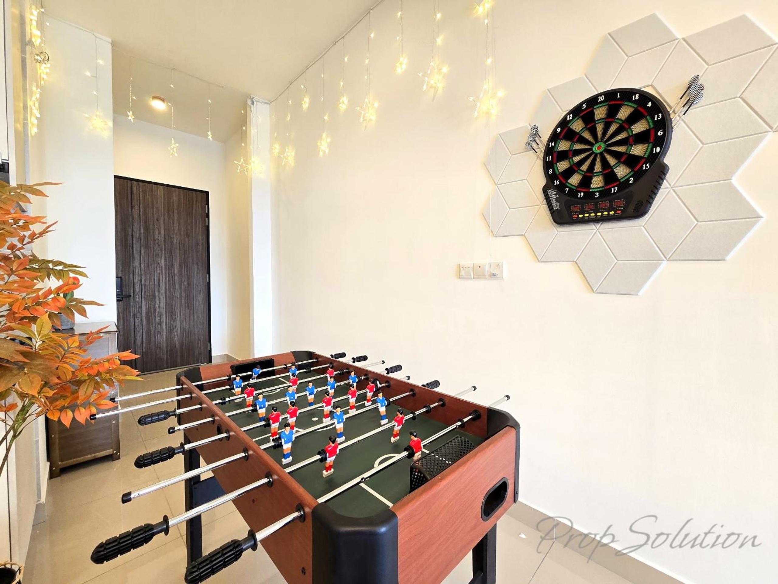 Cozy Central City 4BR Suite near JB CIQ 12Pax