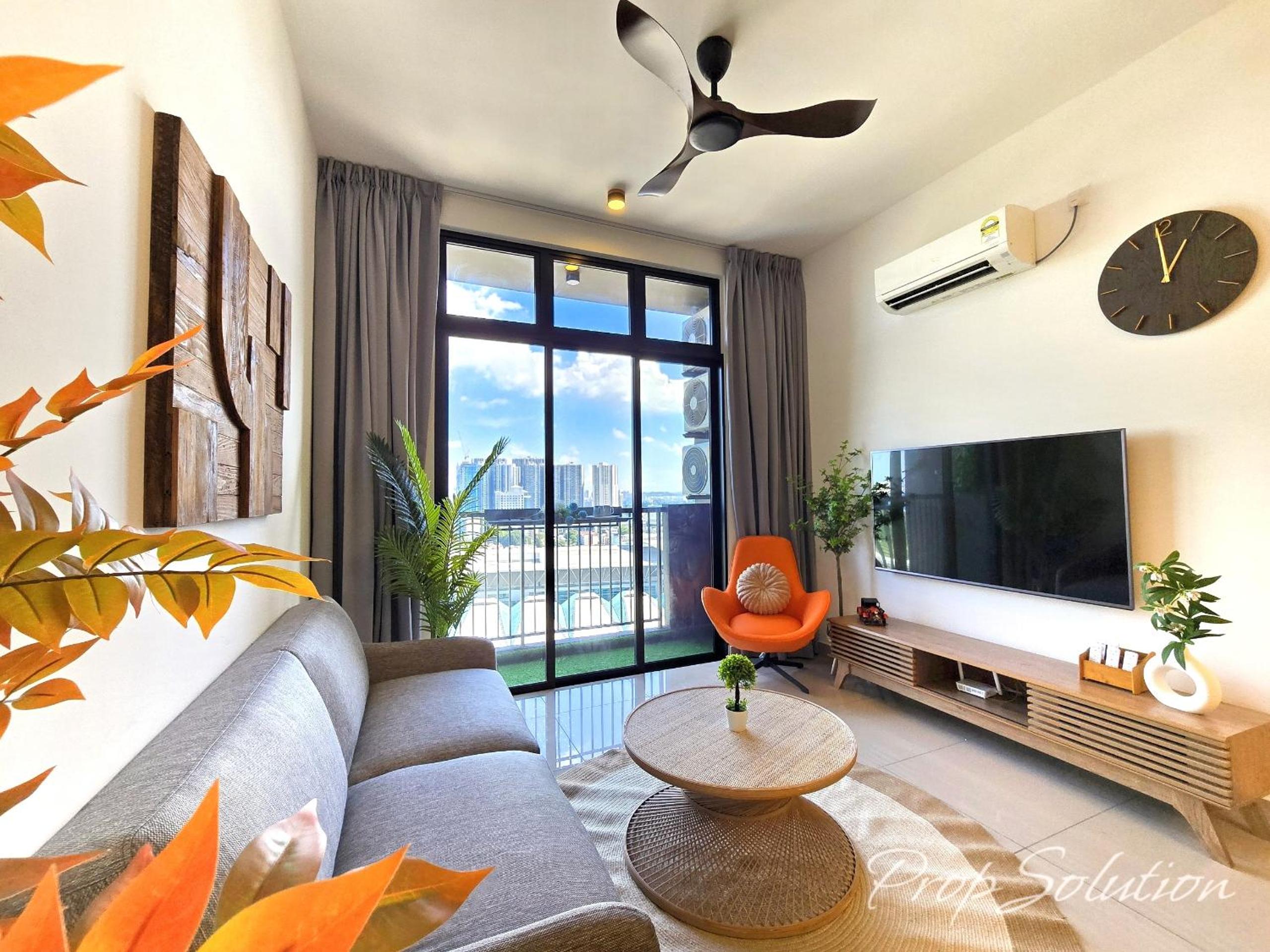 Cozy Central City 4BR Suite near JB CIQ 12Pax
