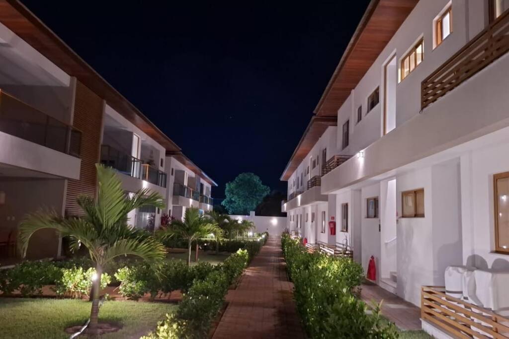 Village com varanda gourmet próximo a Praia da Espera